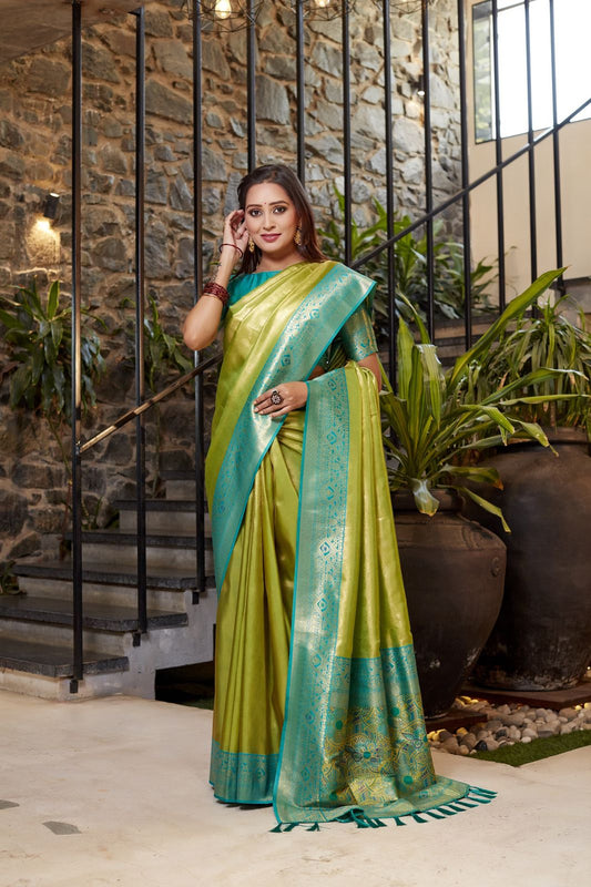Premium Flowy Tissue silk Saree With all over Weaving in the Body With Contrast Border & Rich Pallu