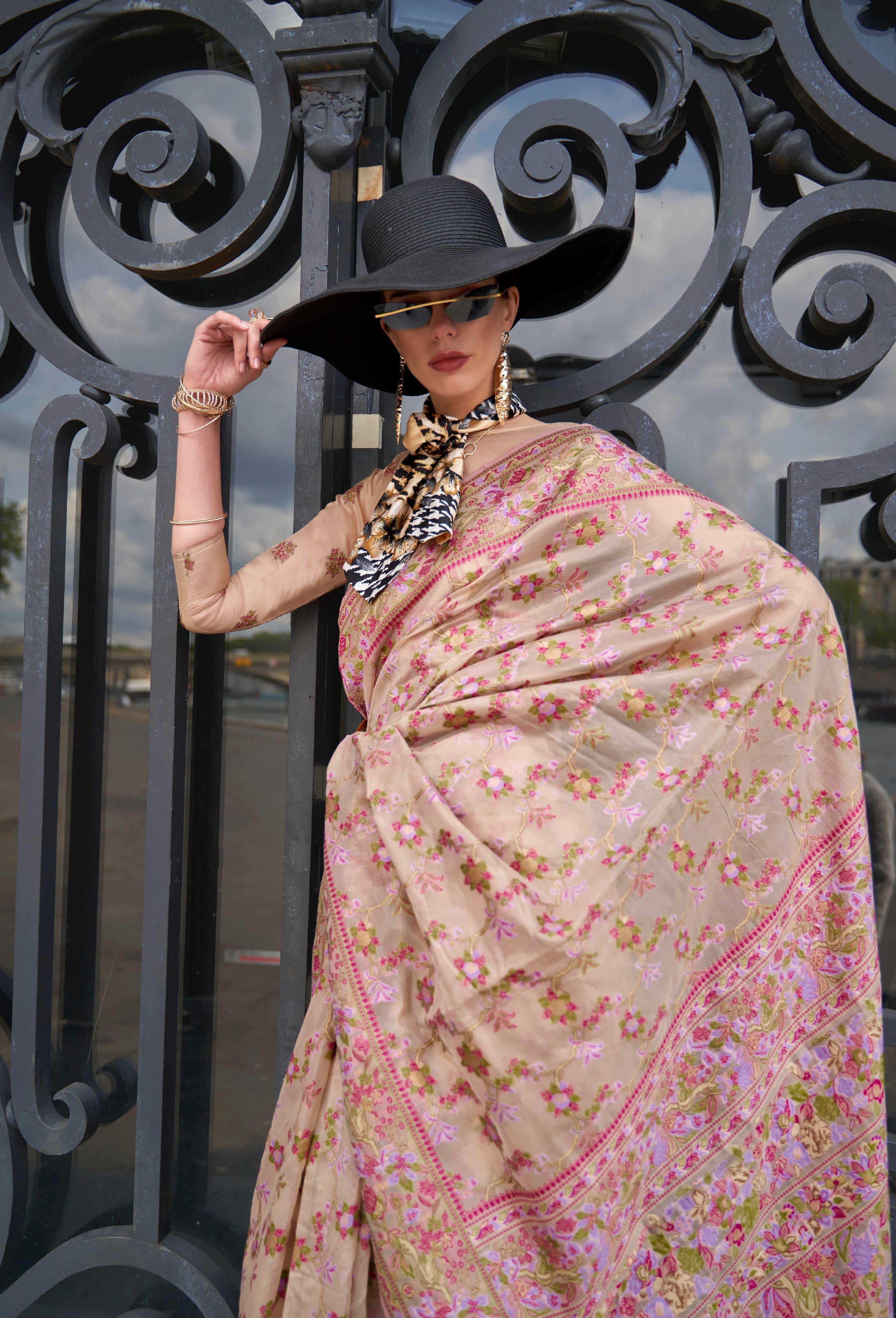 Eunry Pink Organza Handloom Parsi Saree