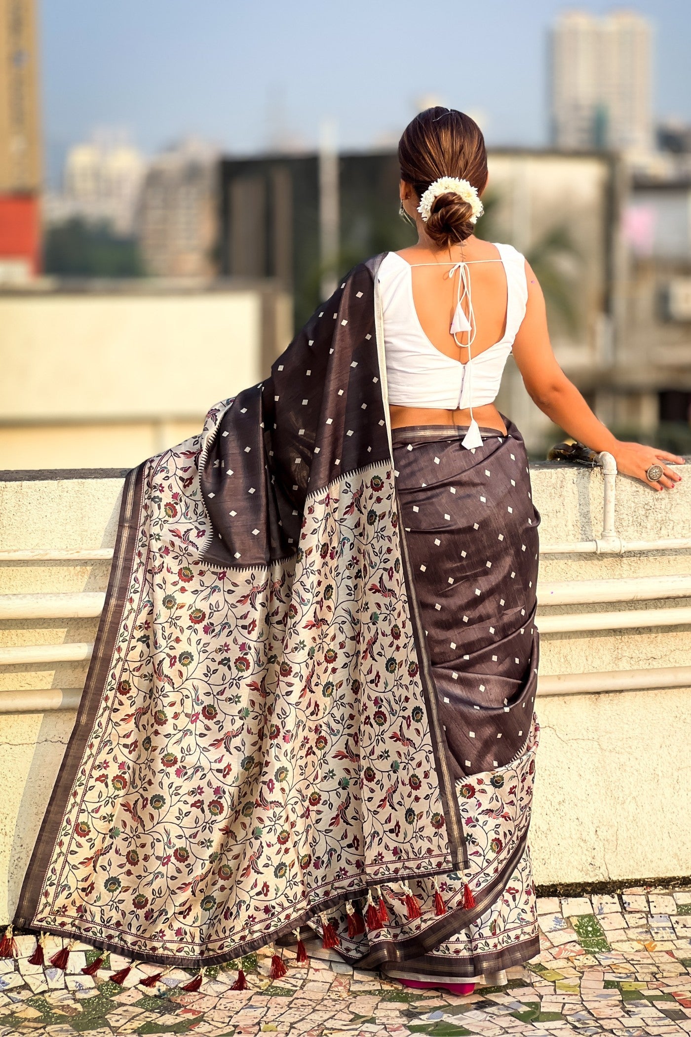 Coral Black Floral Printed Kalamkari Saree