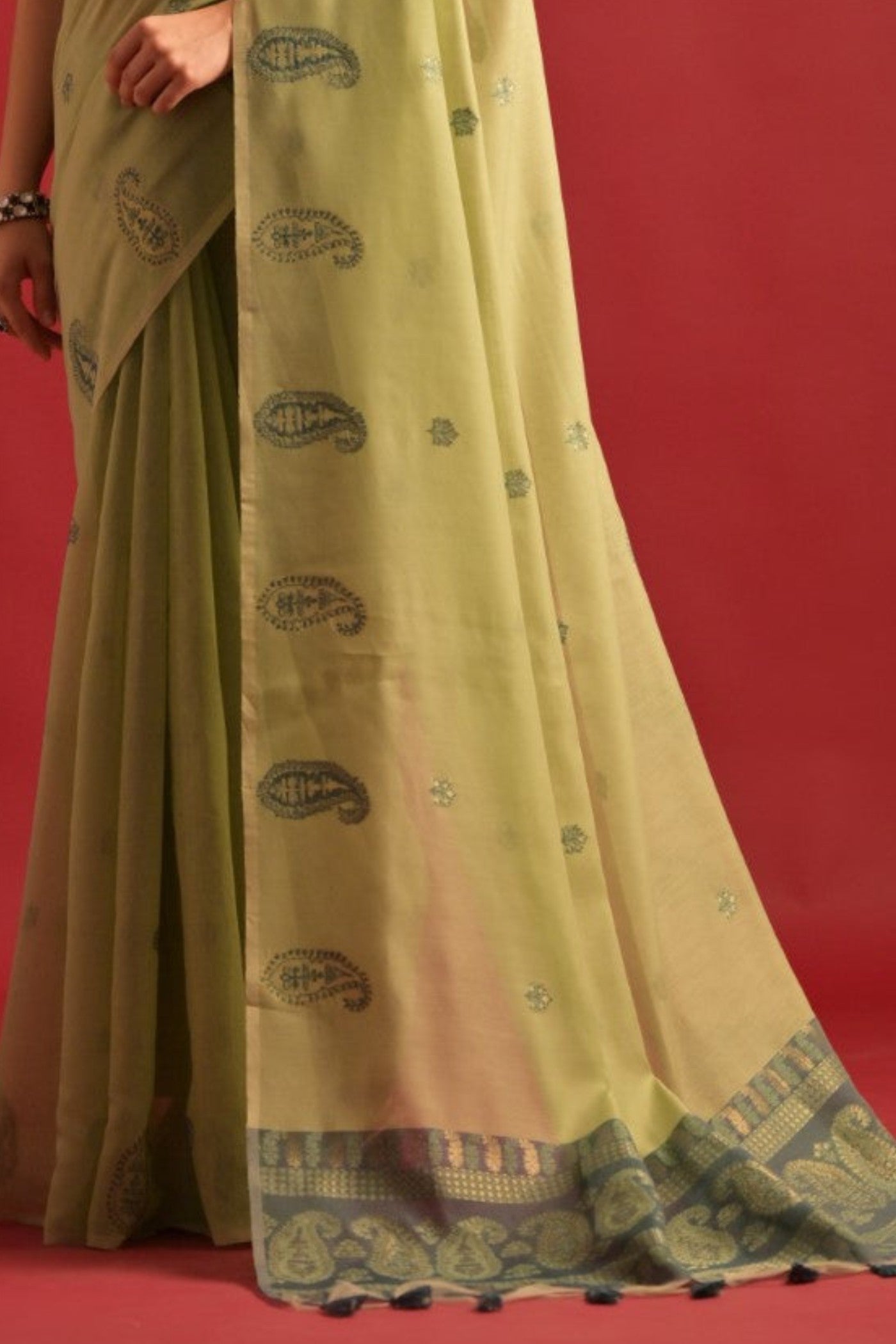 Pista Green Woven Mul Cotton Saree