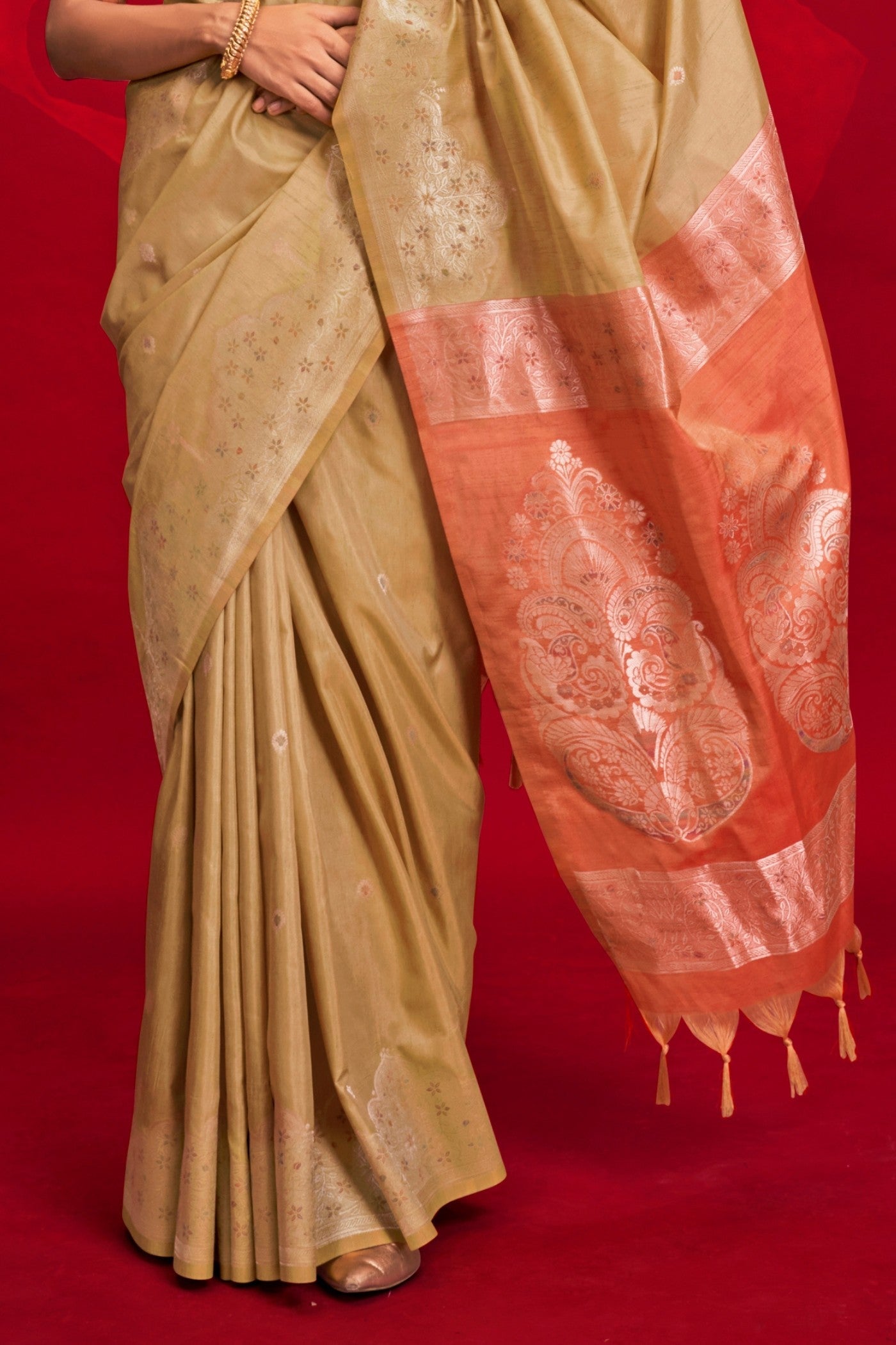 Pastel Green Tussar Handloom Silk Saree