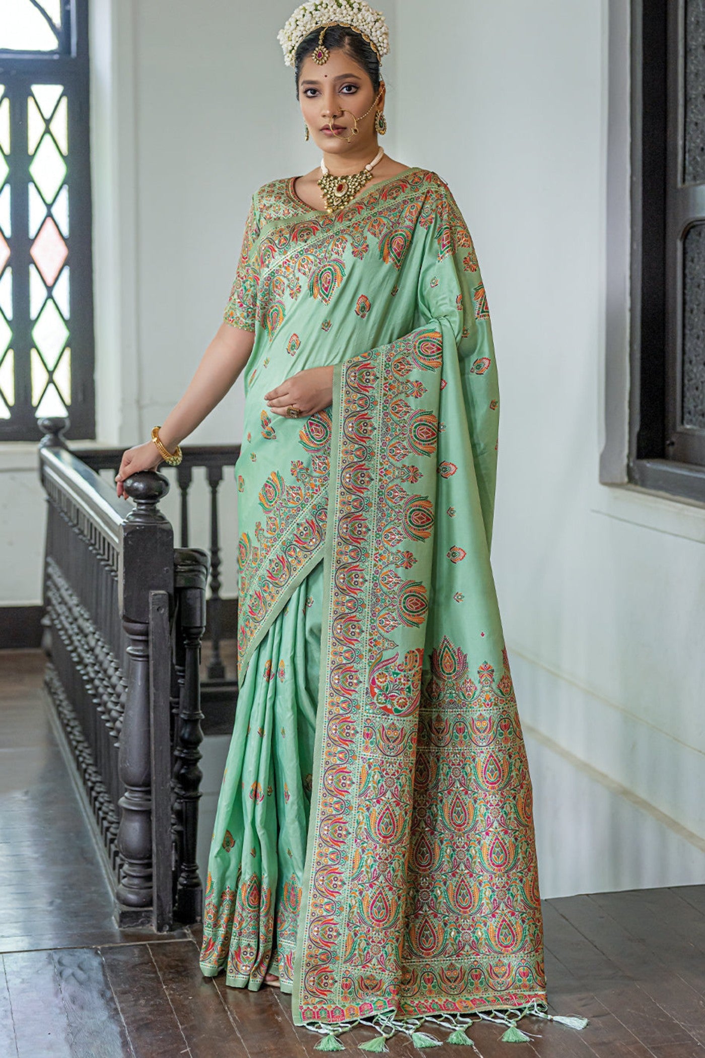 Summer Green Kashmiri Handloom Woven Silk Saree