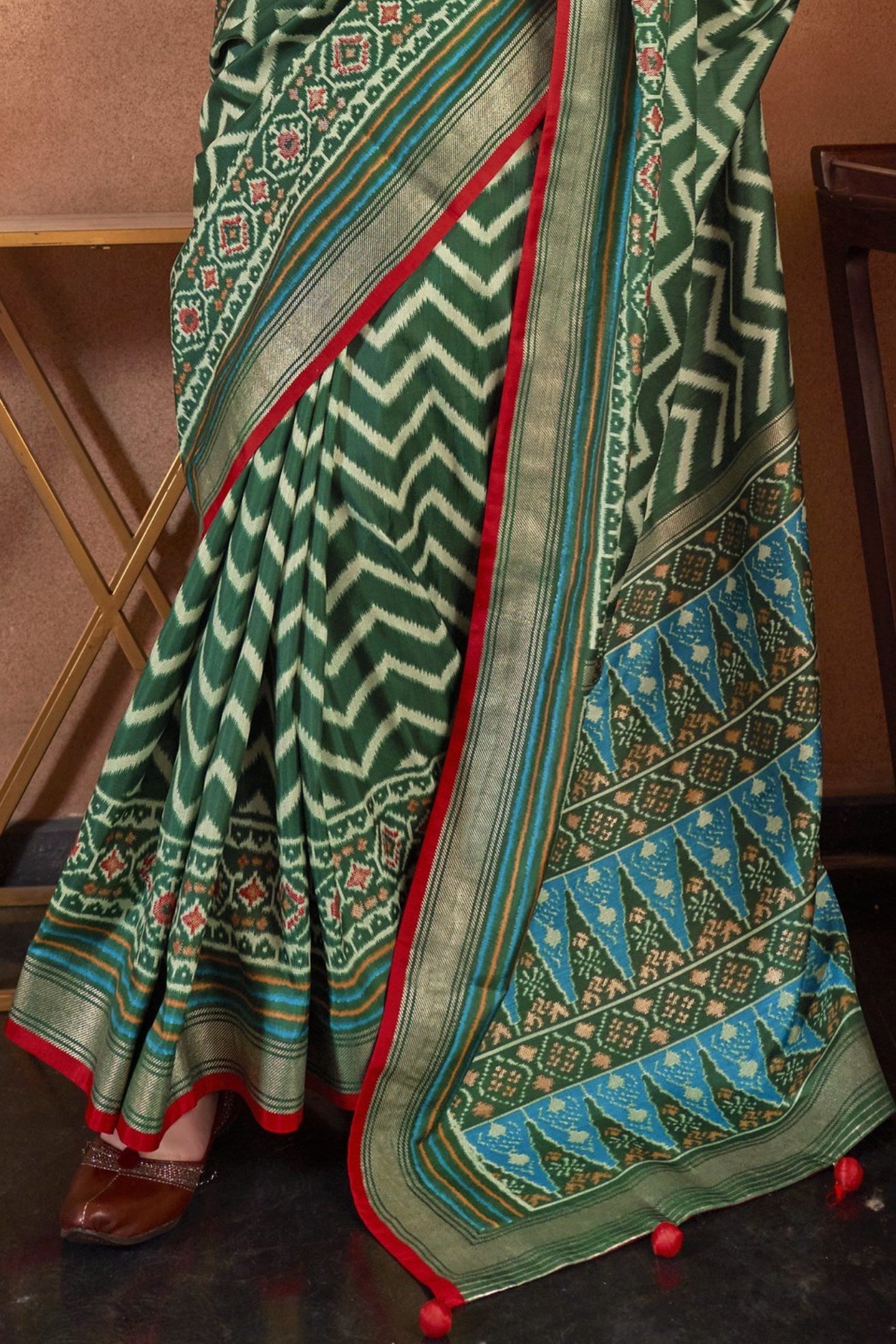 Asparagus Green Printed Patola Saree