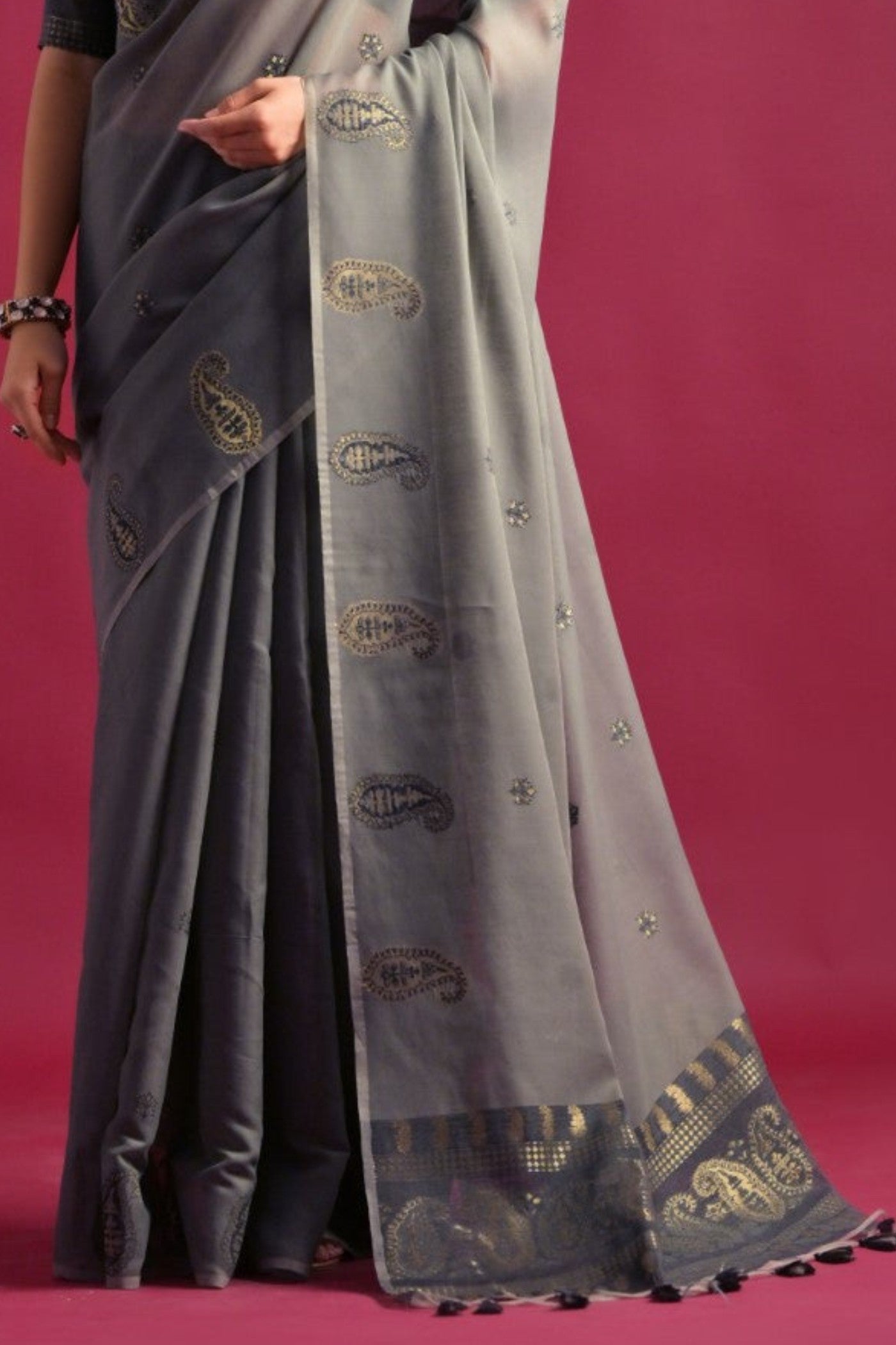 Cloudy Grey Woven Mul Cotton Saree