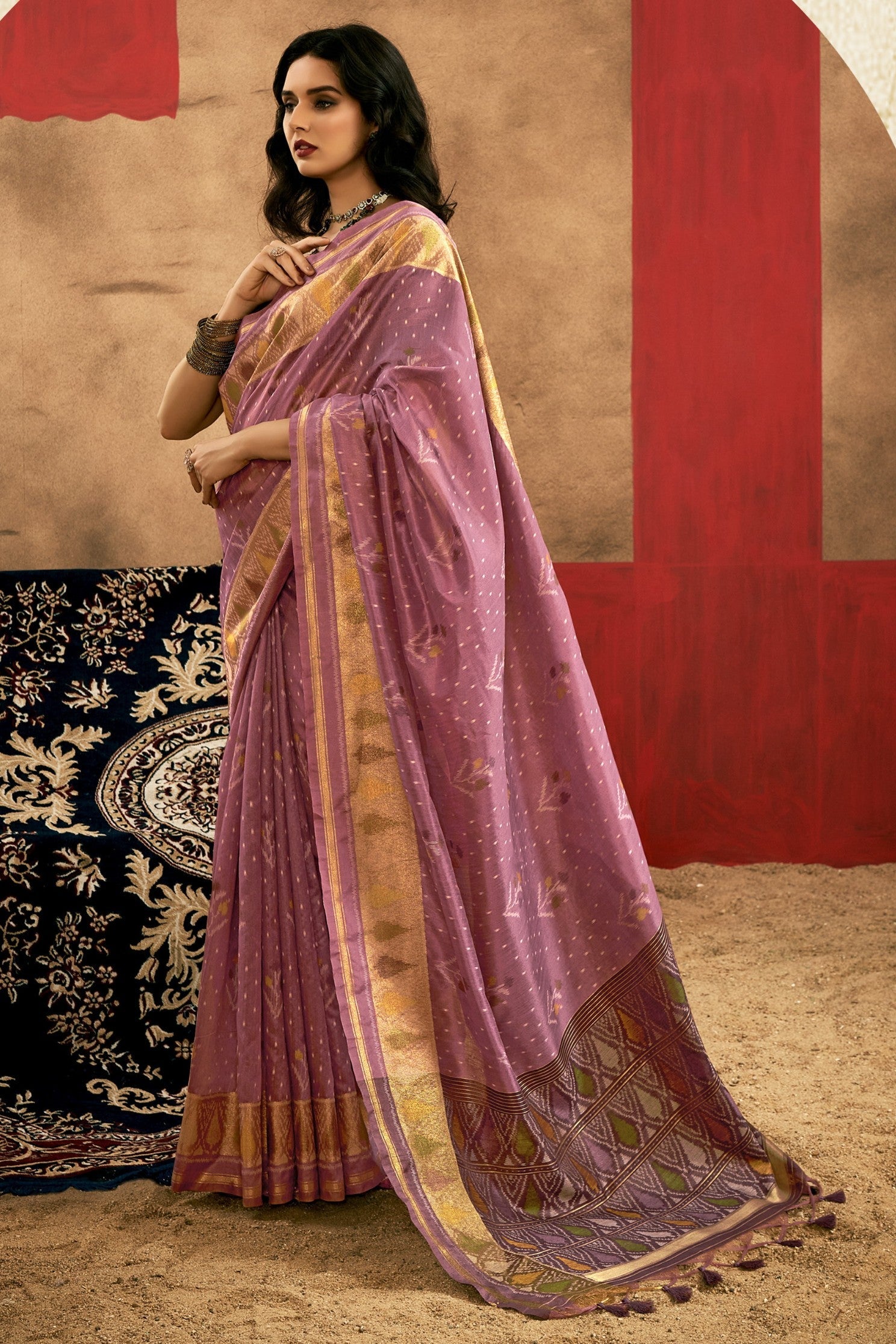 Orchid Purple Patola Handloom Saree