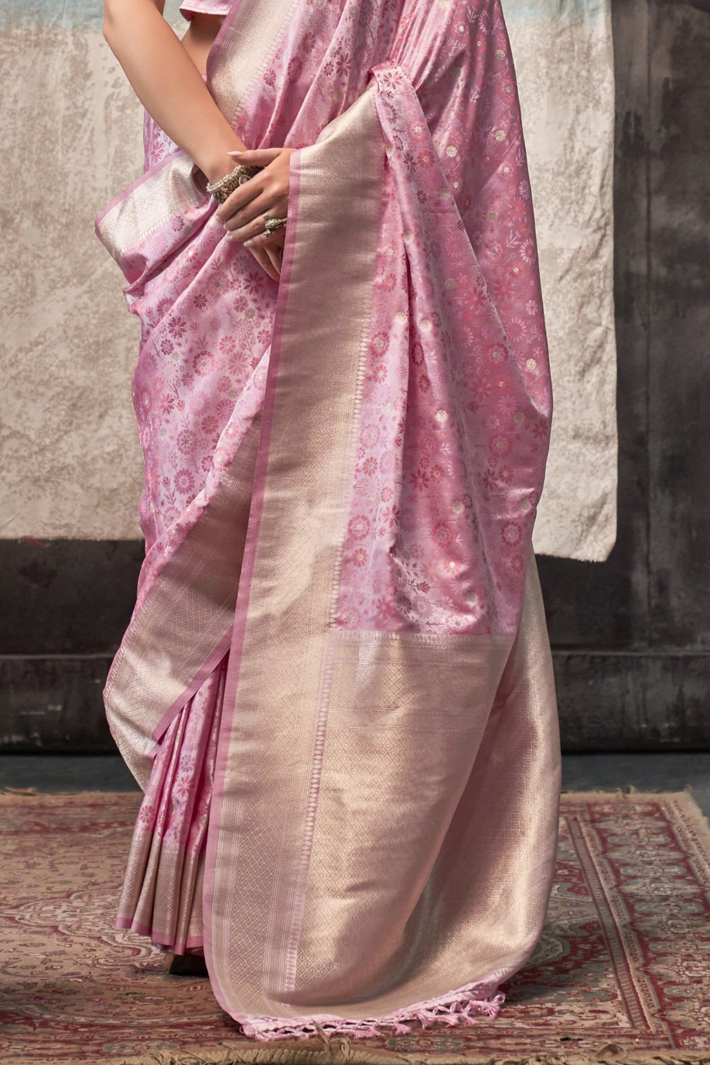 Shilo Pink Banarasi Handloom Saree