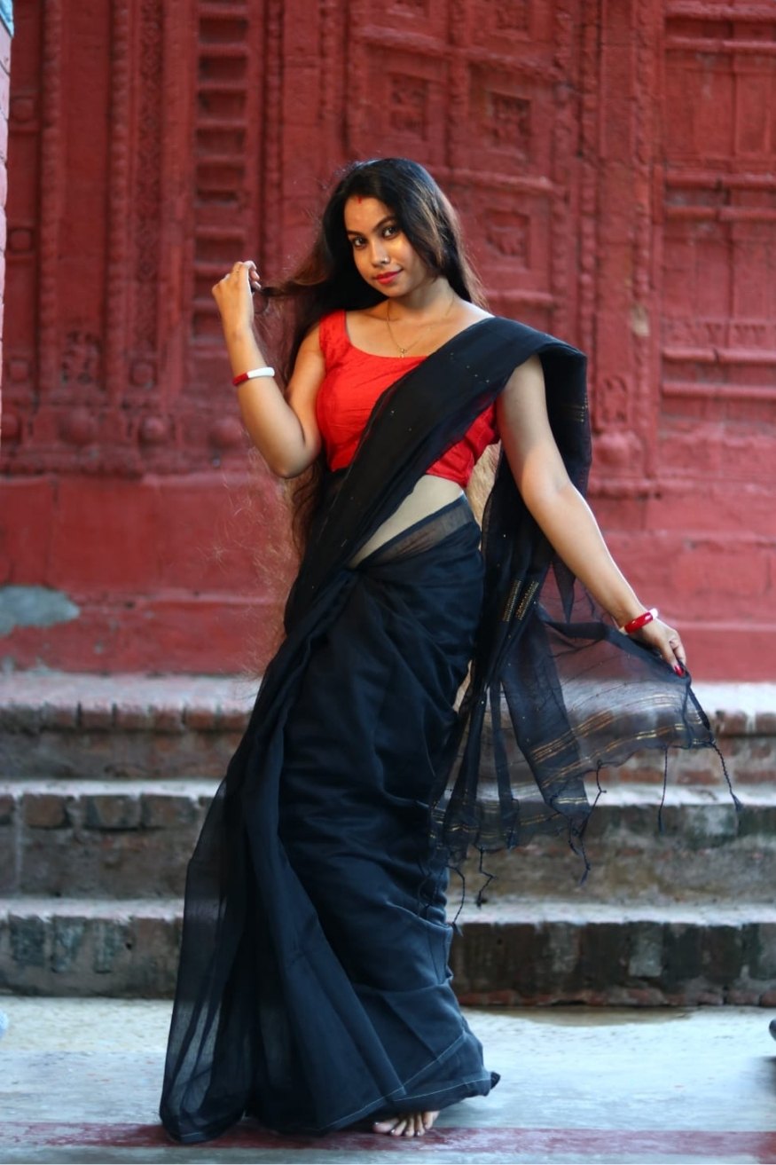 Tuna Black Cotton Sequence Chumki Saree