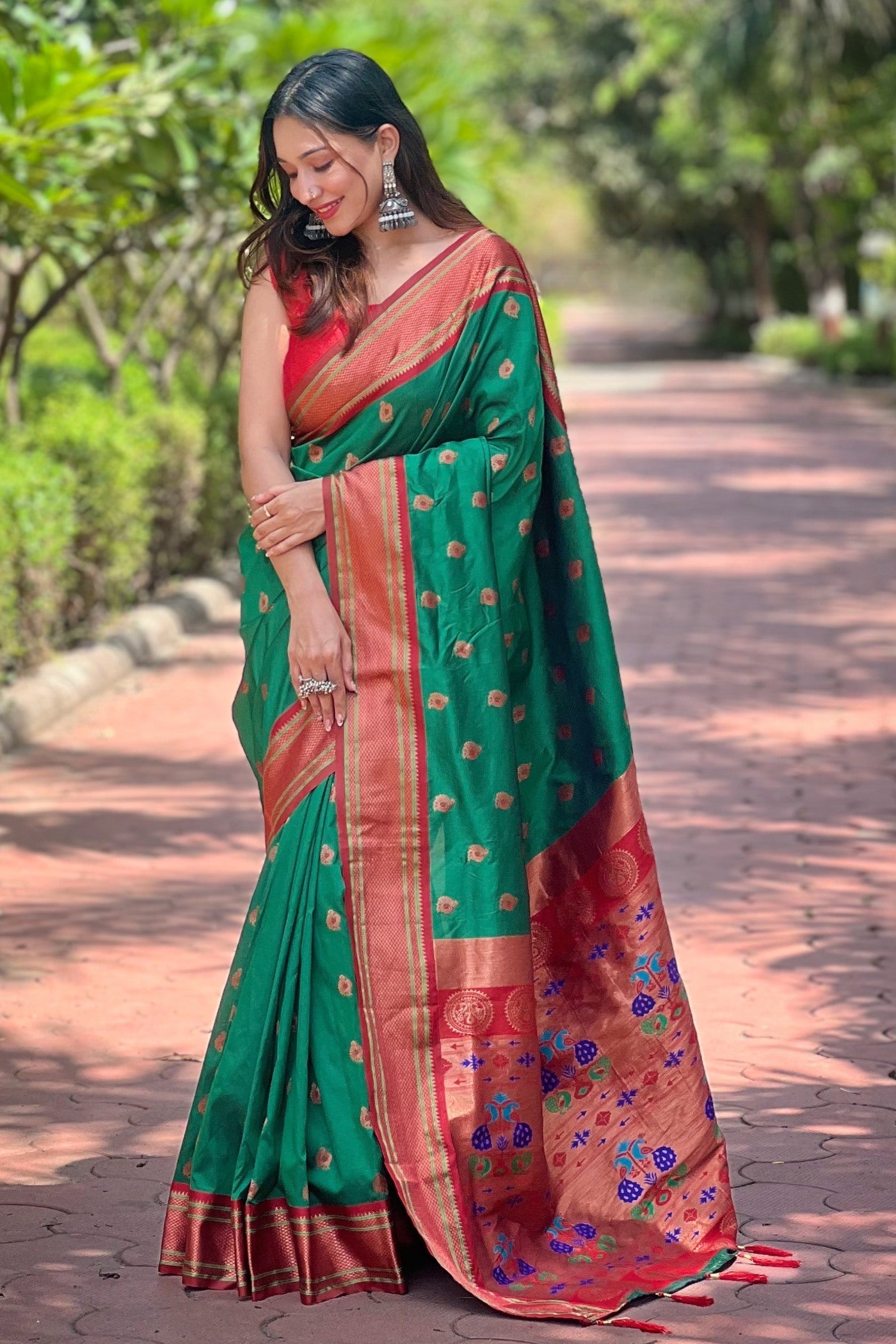 Rain Forest Green Woven Paithani Saree