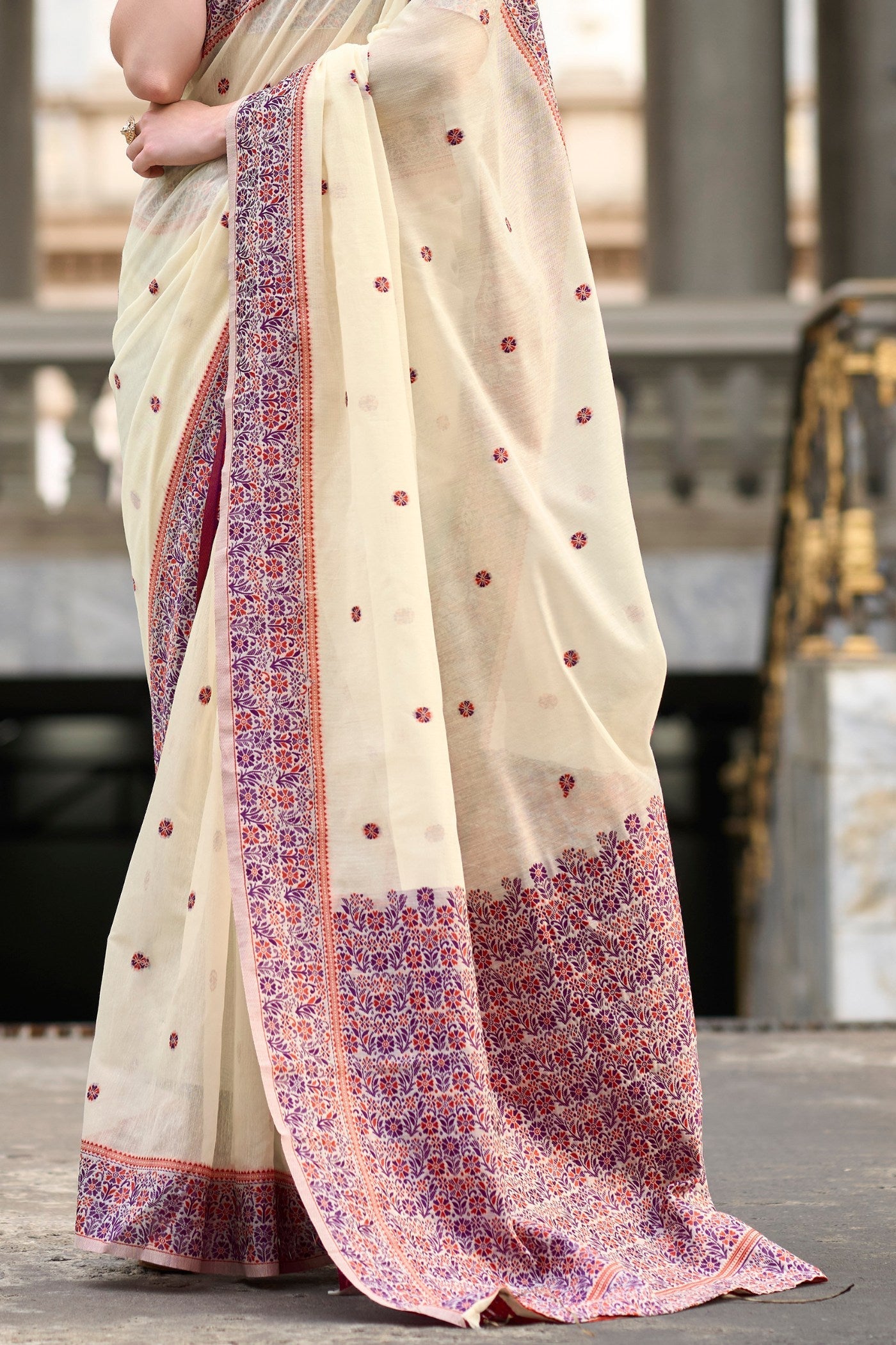 Almond Cream Handloom Linen Cotton Saree