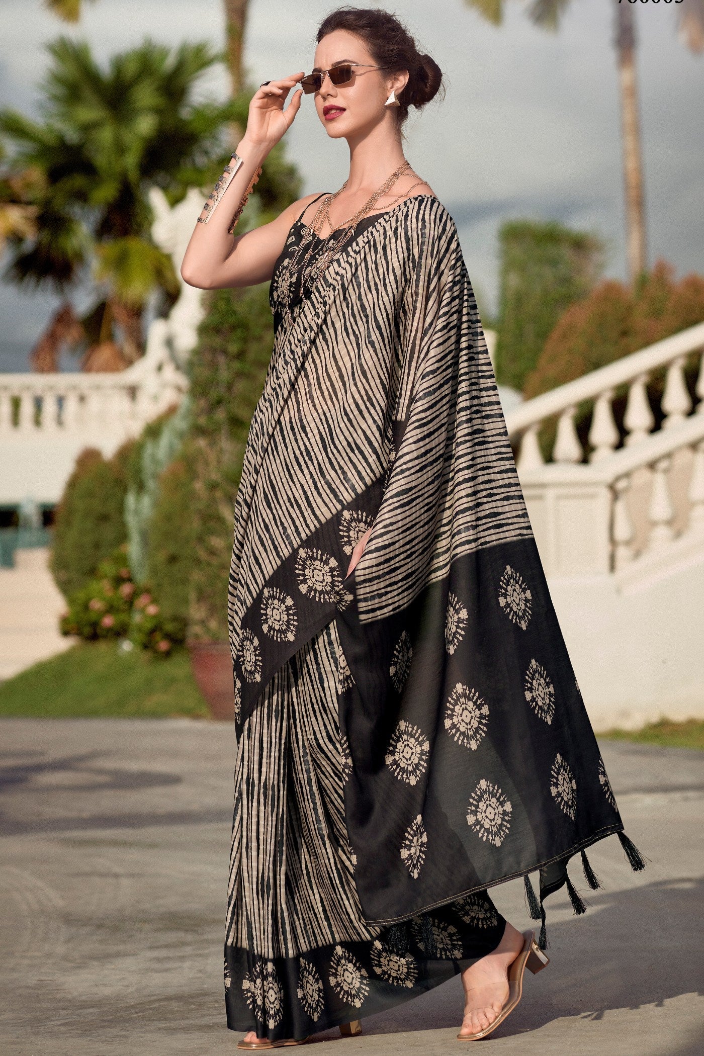 Sandrift Brown and Black Mul Mul Cotton Saree