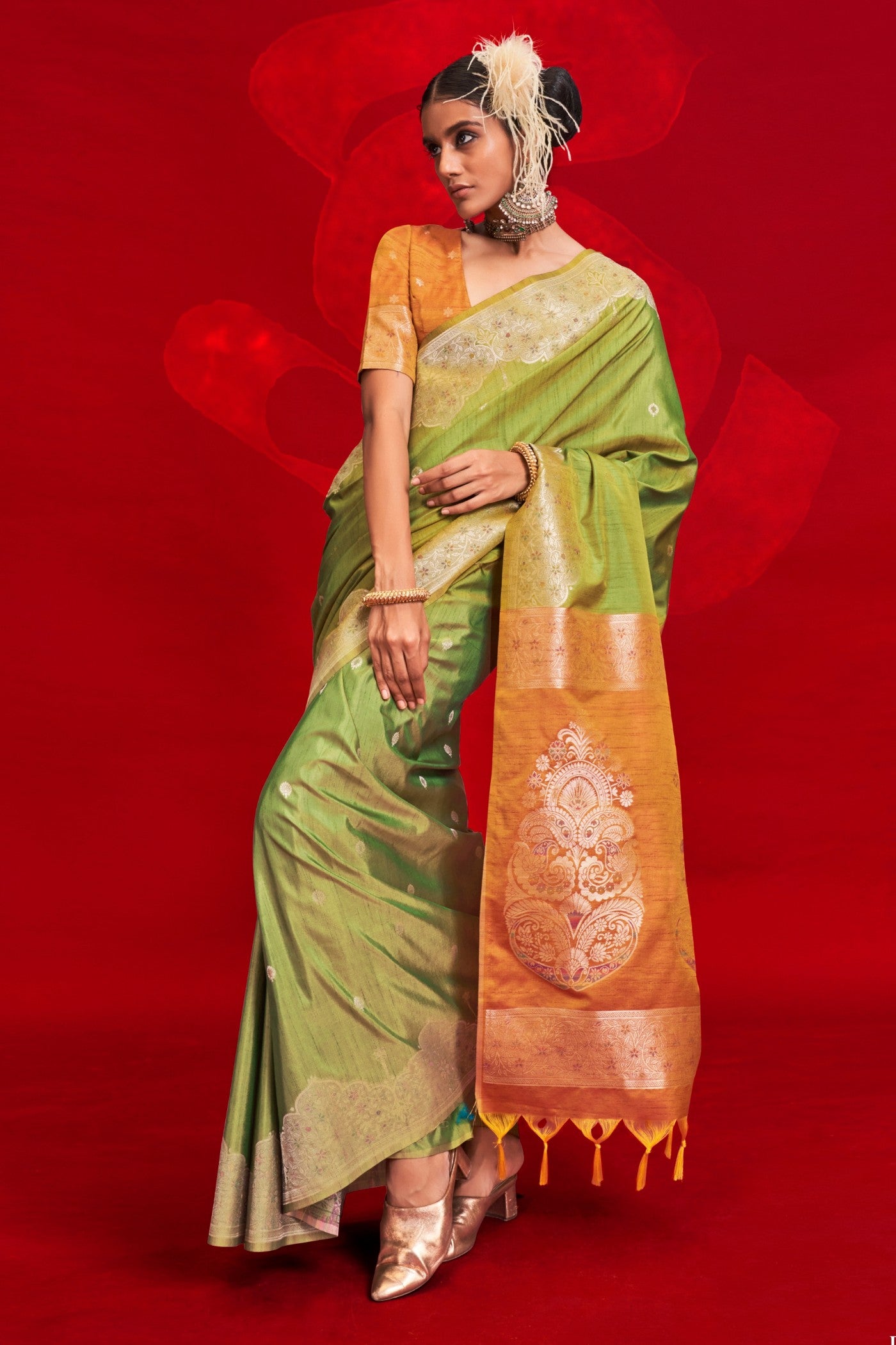 Pine Green Tussar Handloom Silk Saree