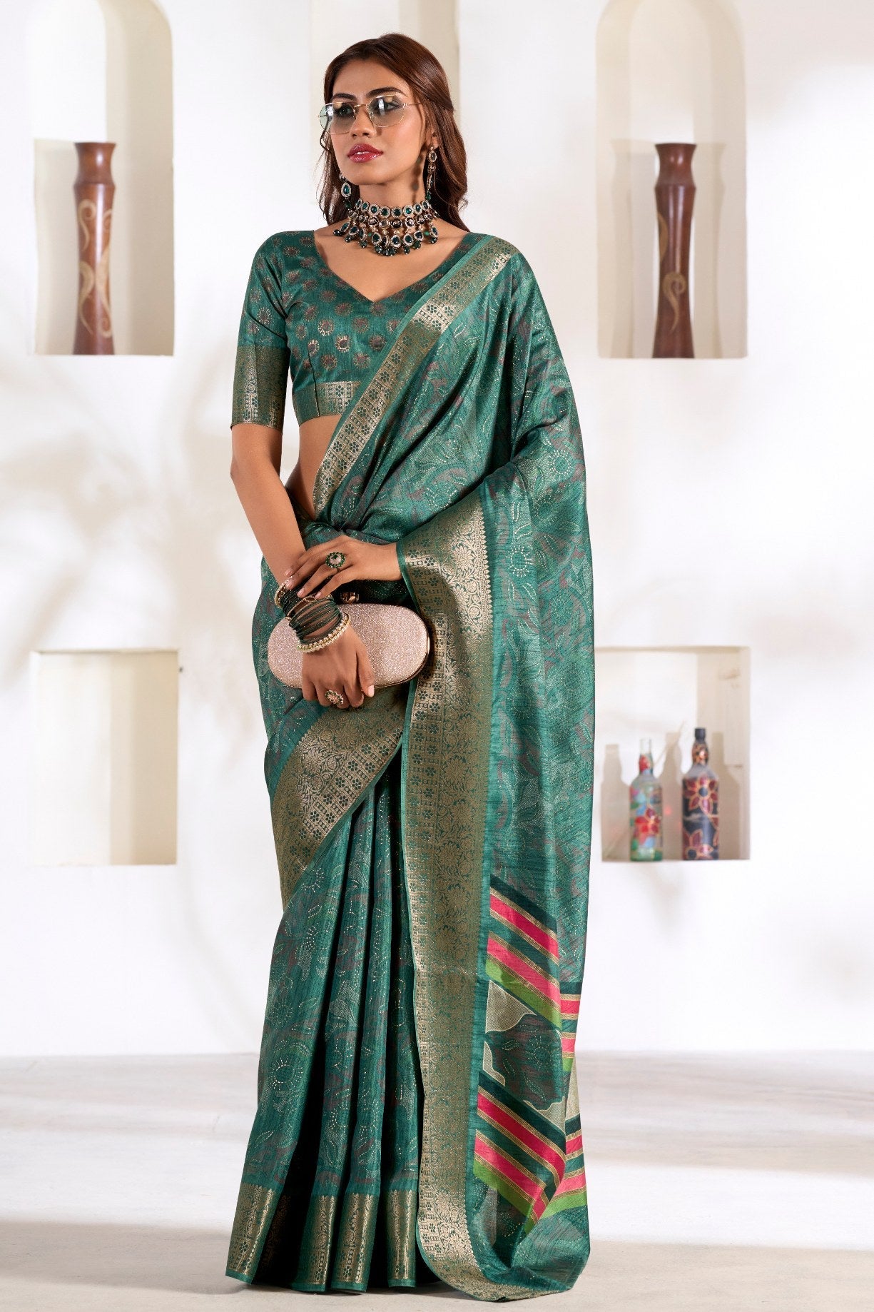 Green William Soft Dola Silk Saree