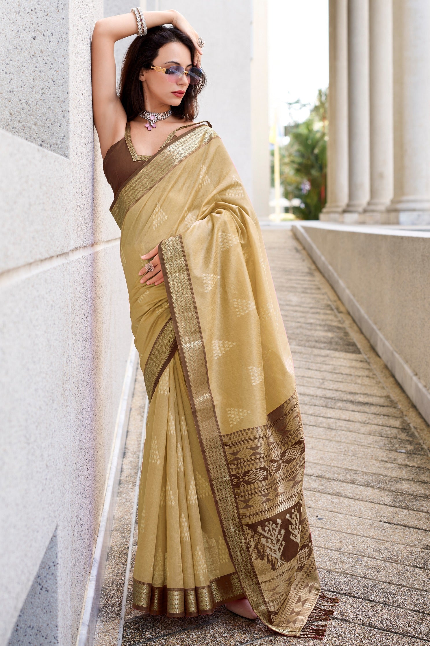 Cashew Cream Ikkat Woven Banarasi Saree