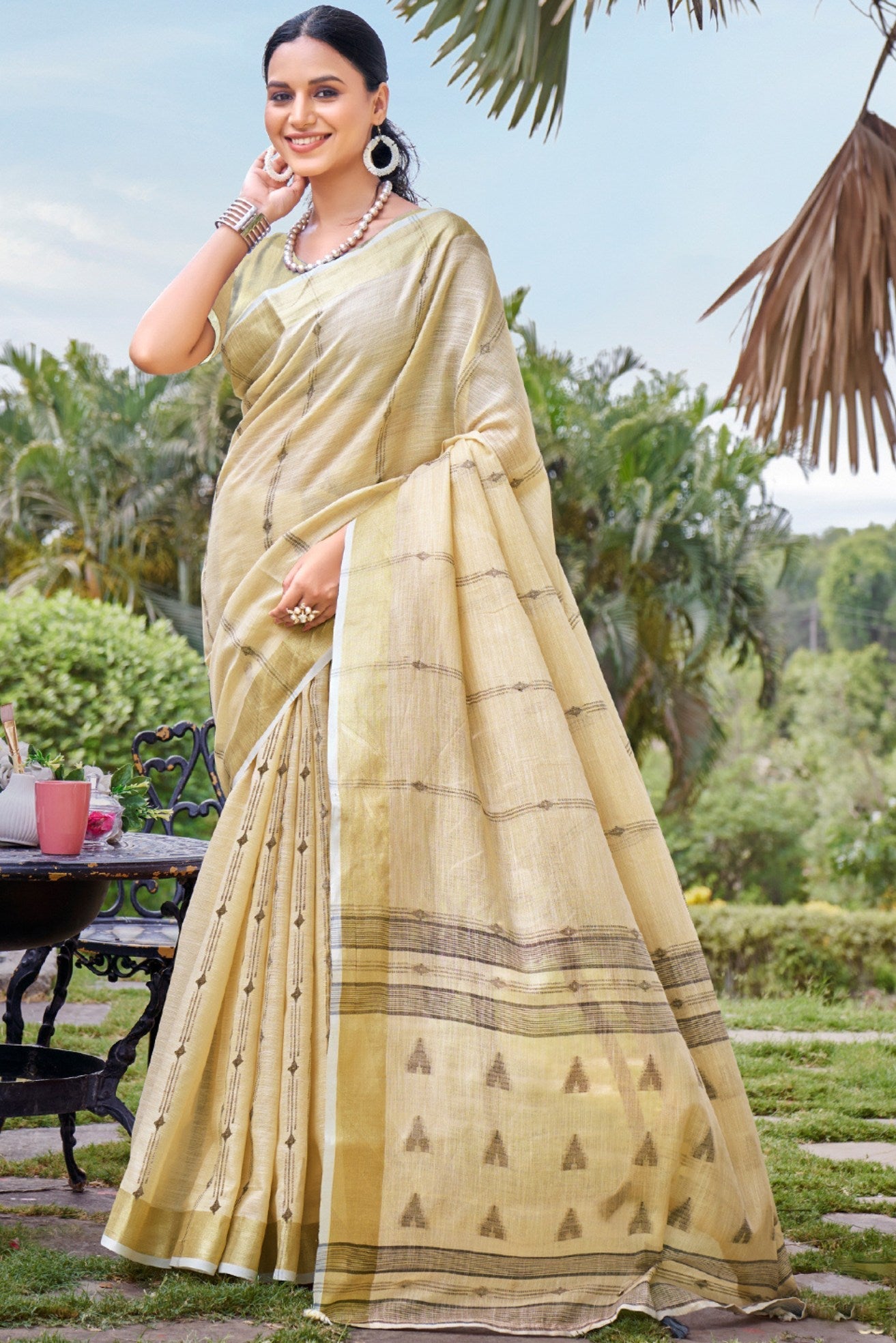 Ivory White Cotton Silk Saree