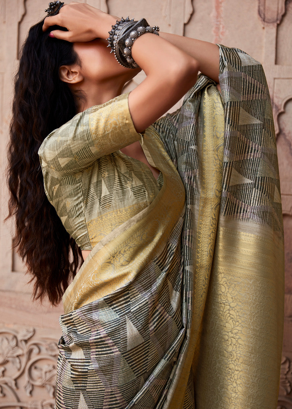 Hurricane Grey Handloom Banarasi Silk Saree