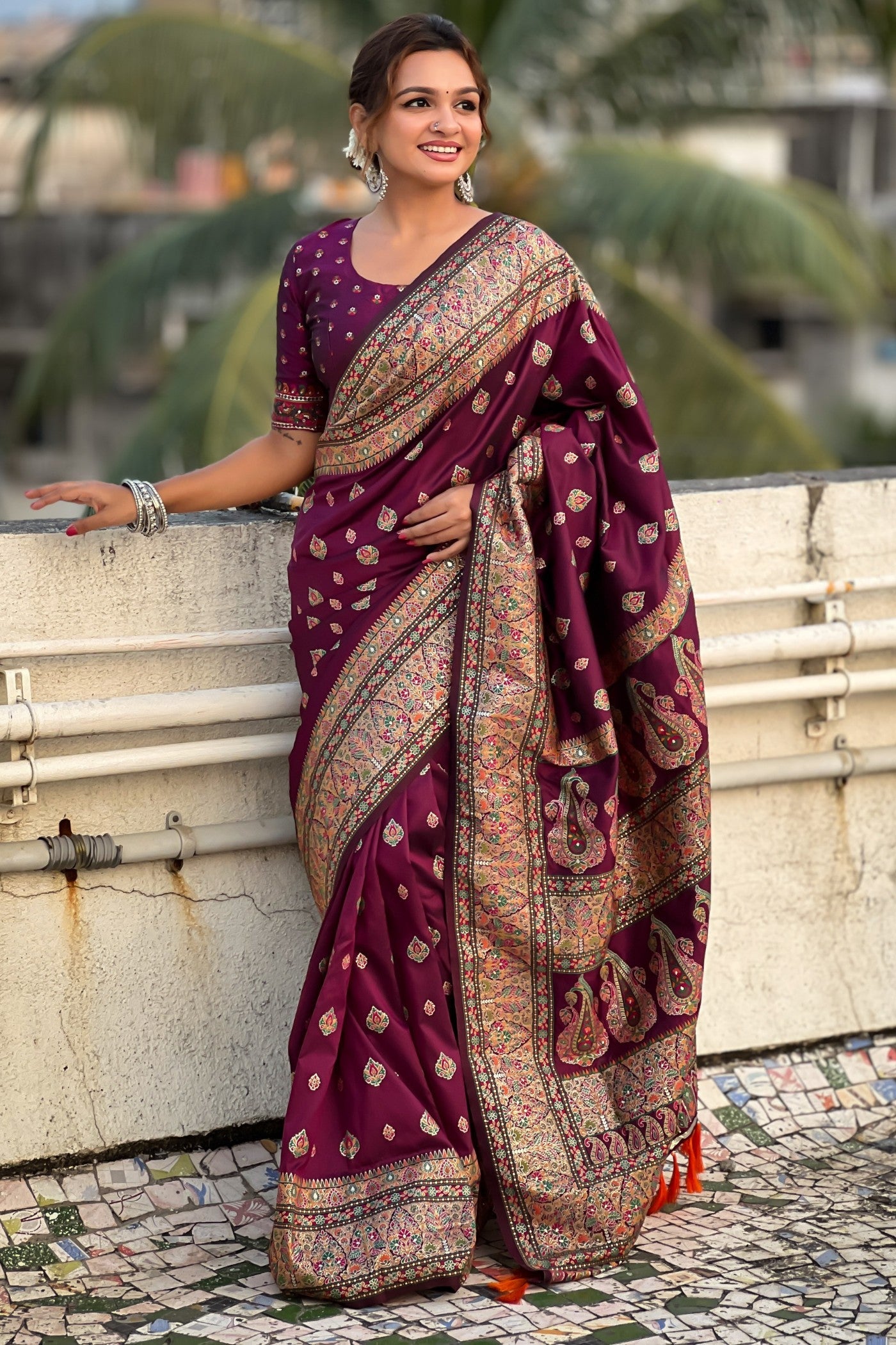 Jamun Purple Woven Kashmiri Jamewar Saree