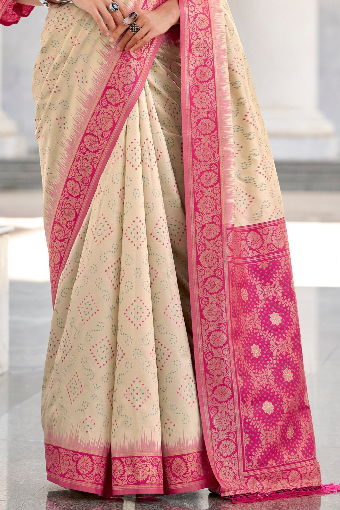 Grain Cream Woven Banarasi Bandhani Soft Silk Saree