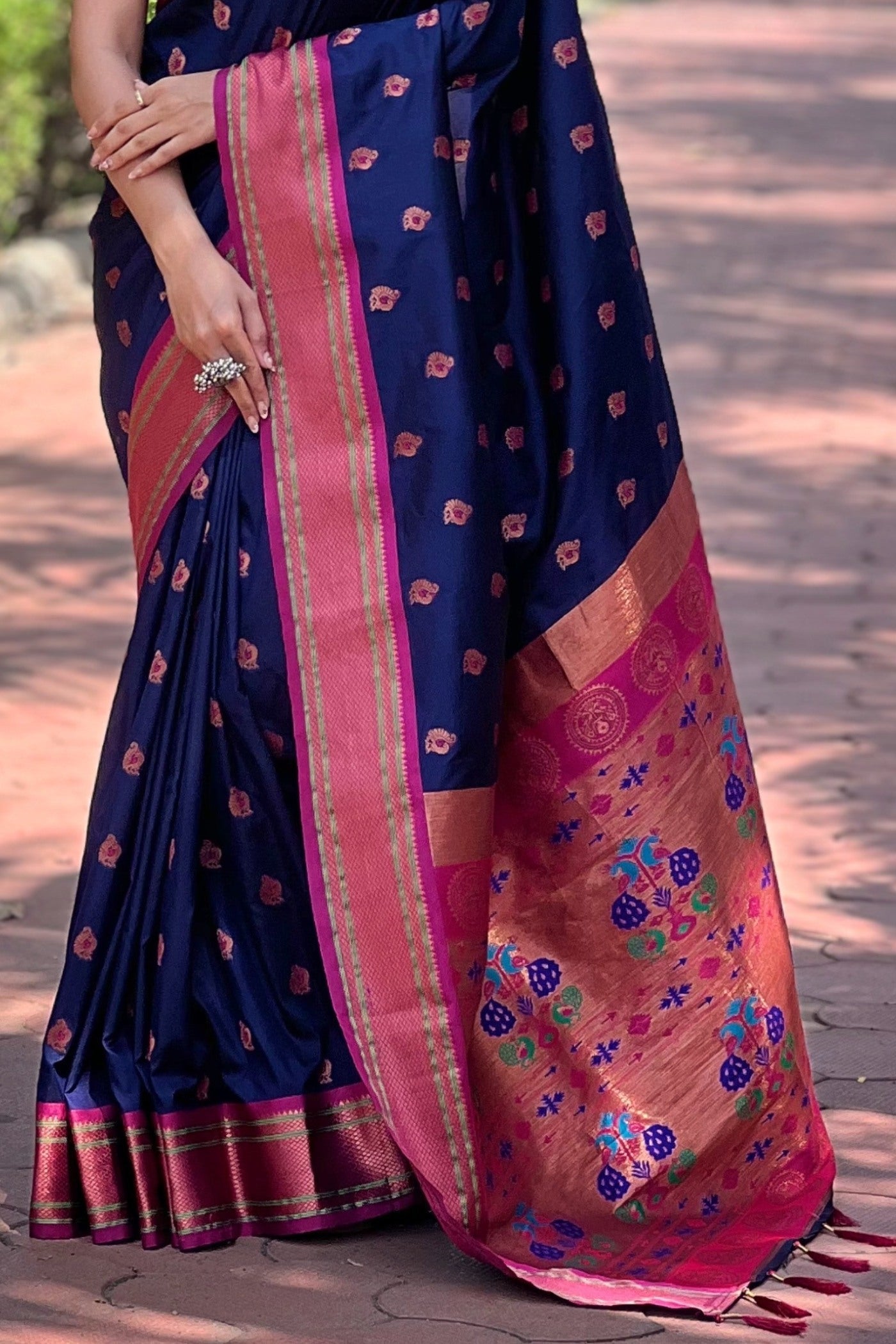 Navy Blue Woven Paithani Saree