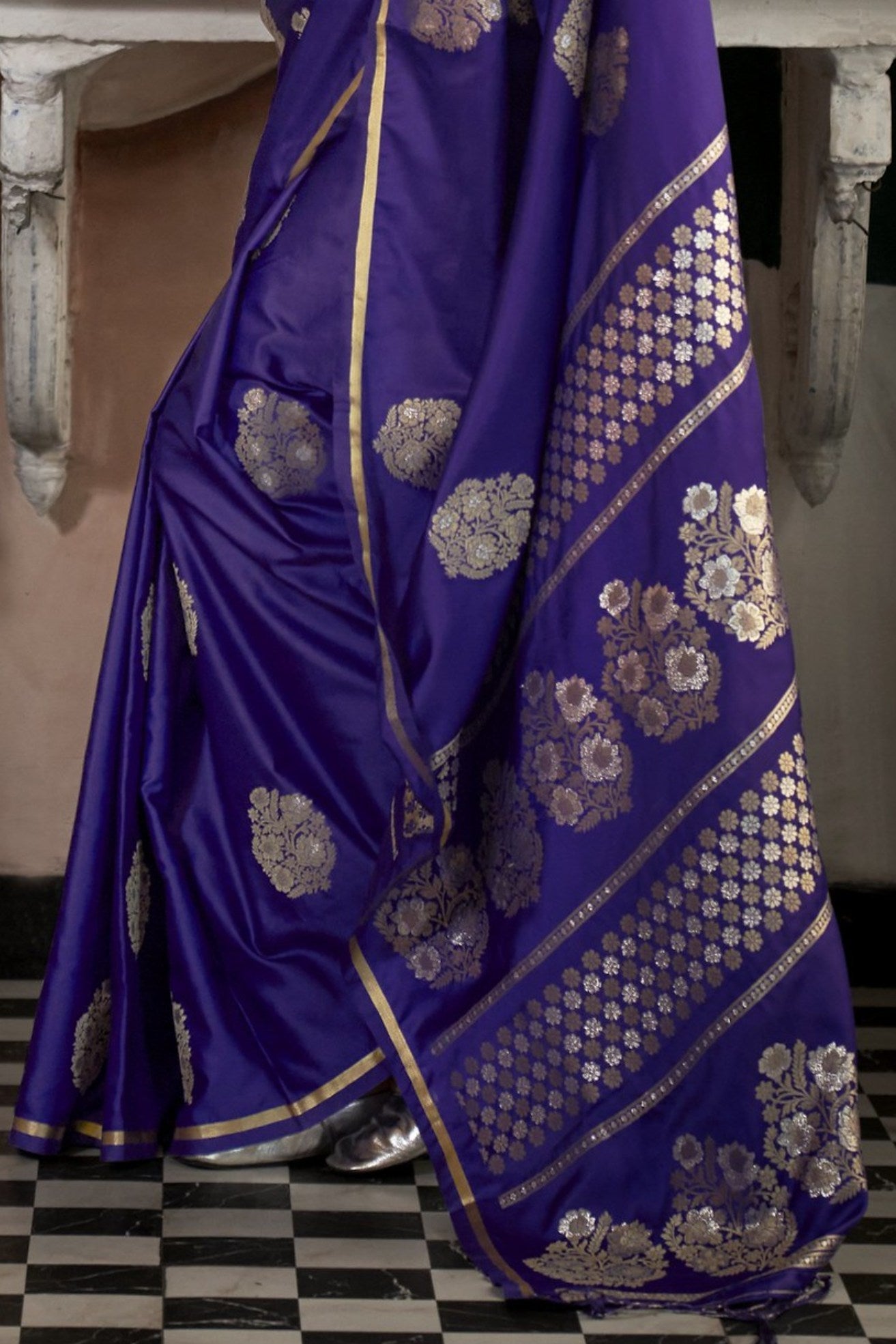 Port Gore Purple Banarasi Handloom Satin Saree