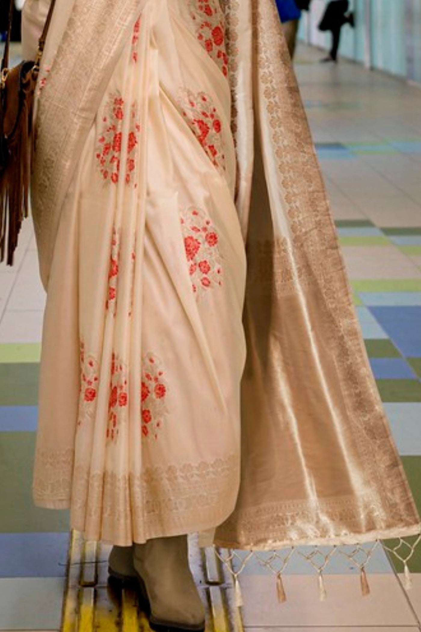 Calico Cream Katan Handloom Silk Saree