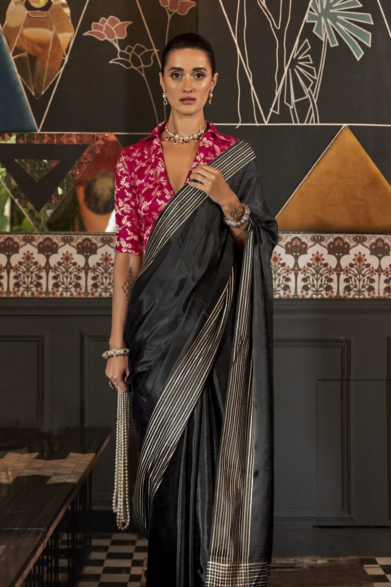 Eerie Black Viscose Satin Handloom Saree