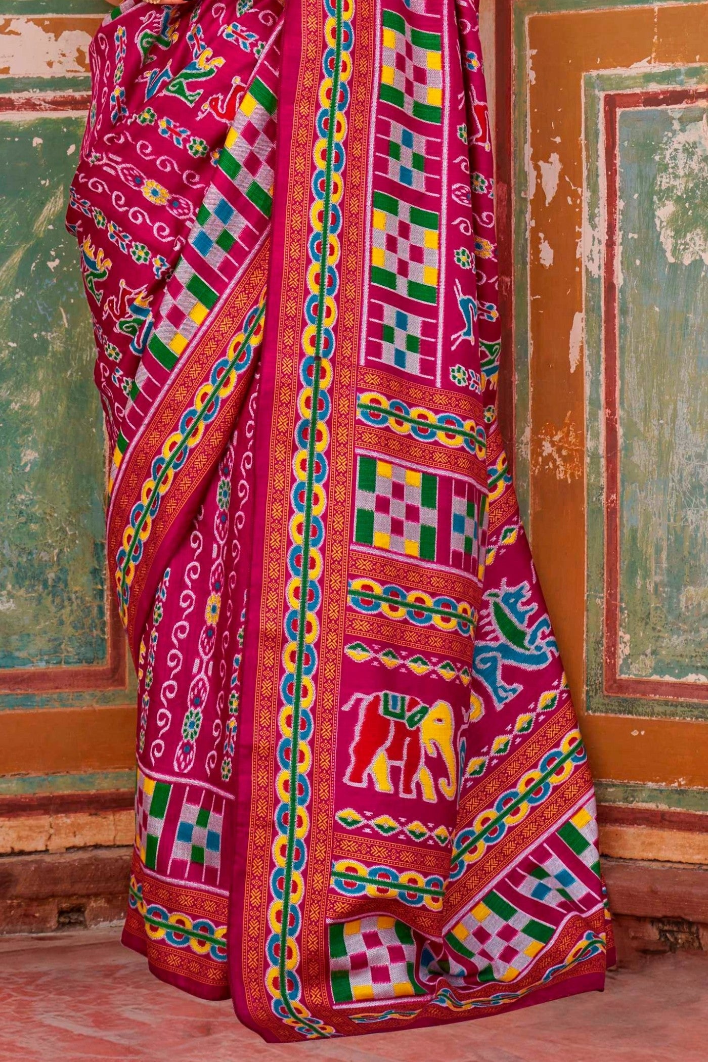 Chestnut Rose Pink Printed Patola Saree