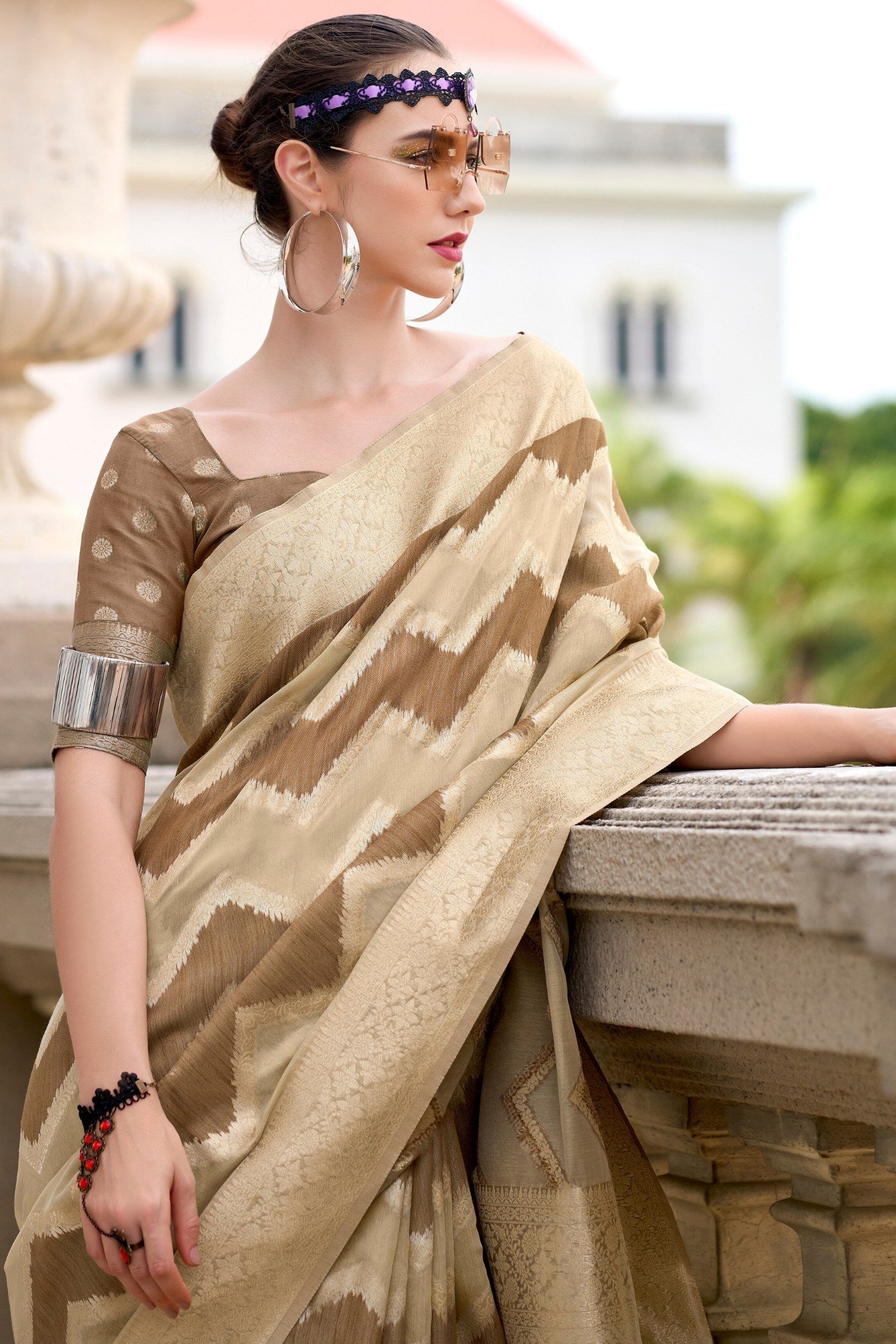 Mongoose Brown Woven Linen Cotton Saree