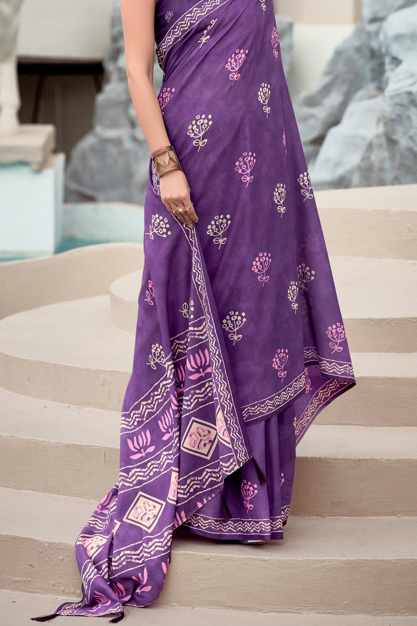 Glossy Grape Purple Mul Mul Cotton Saree