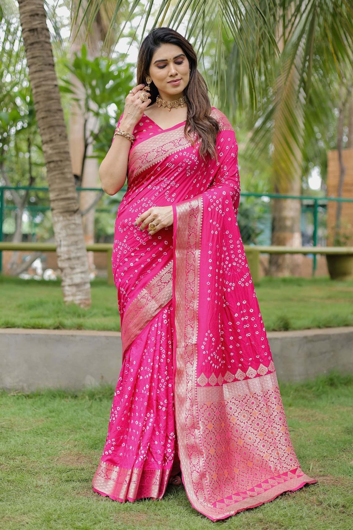 Cabaret Pink Woven Bandhani Dola Silk Saree