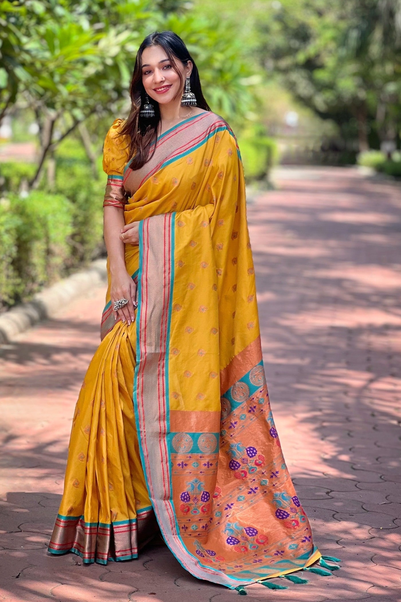 Pizza Yellow Woven Paithani Saree