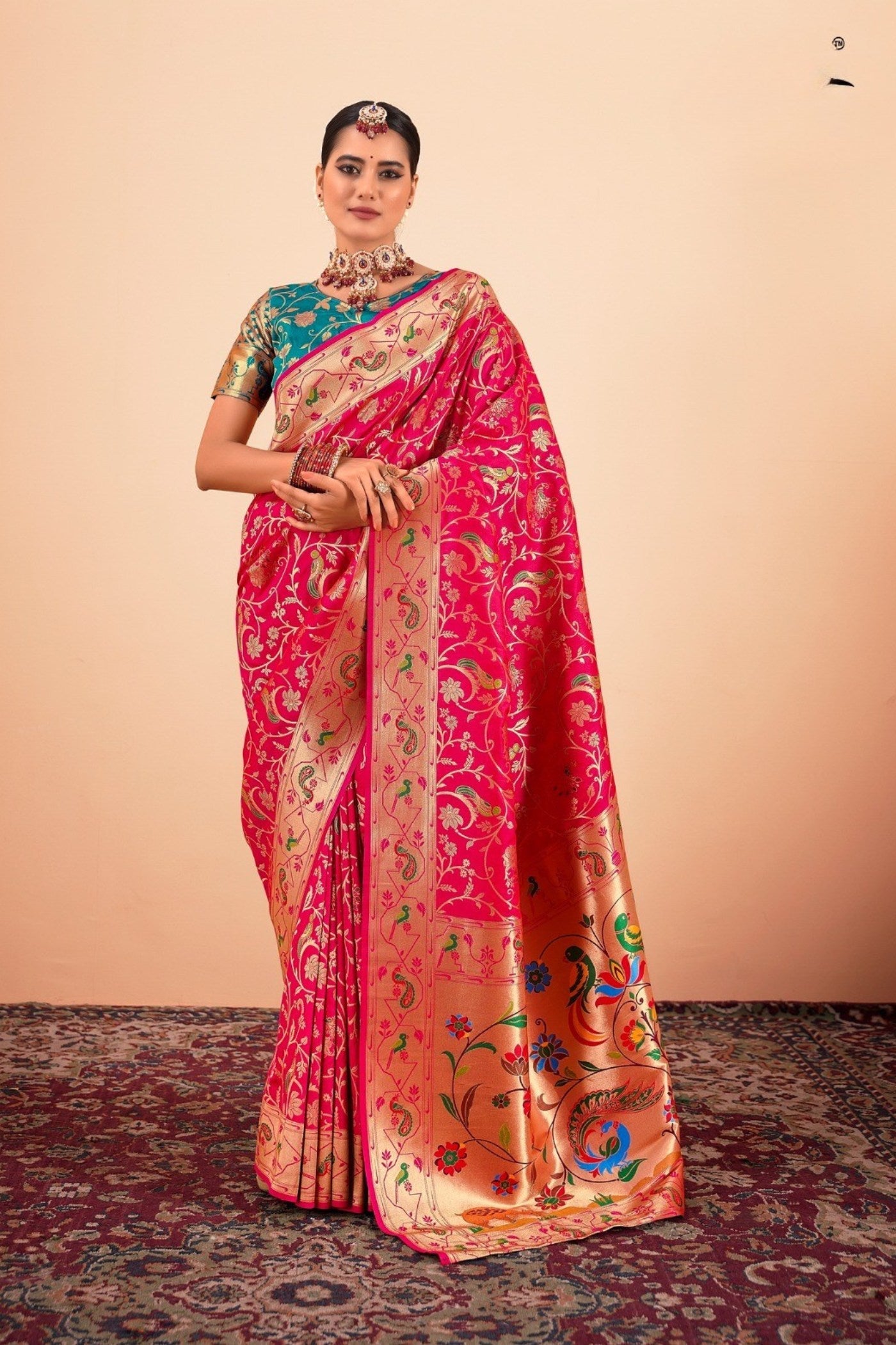 Mgenta Pink Woven Paithani Saree