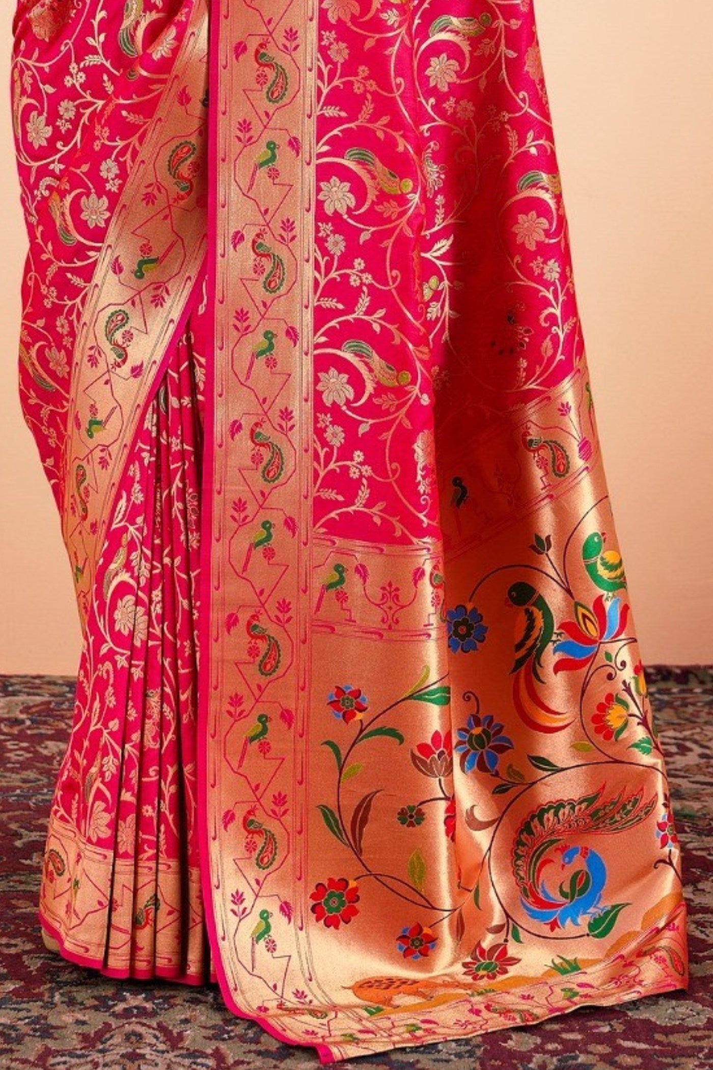 Mgenta Pink Woven Paithani Saree