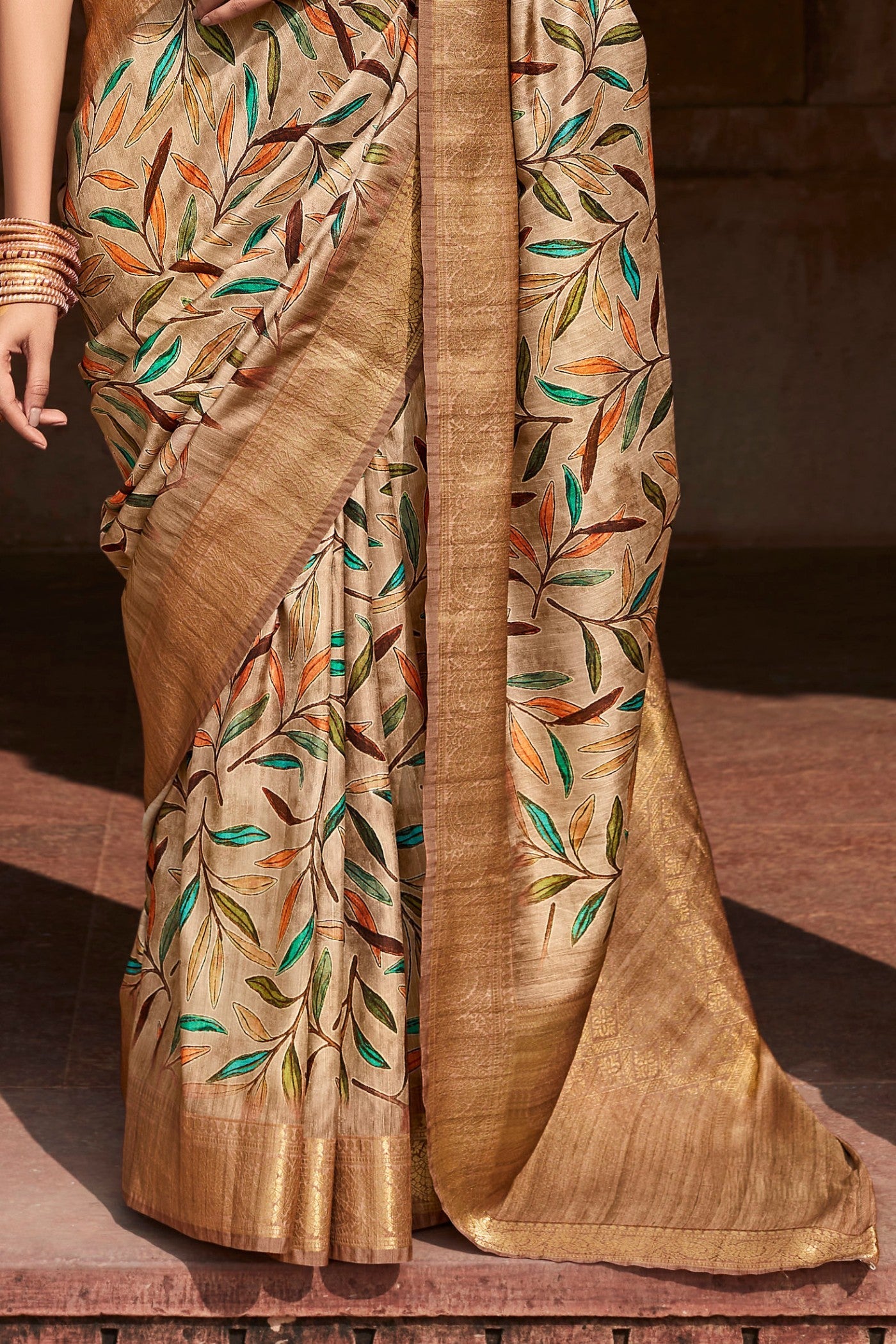 Coco Brown Banarasi Handloom Saree