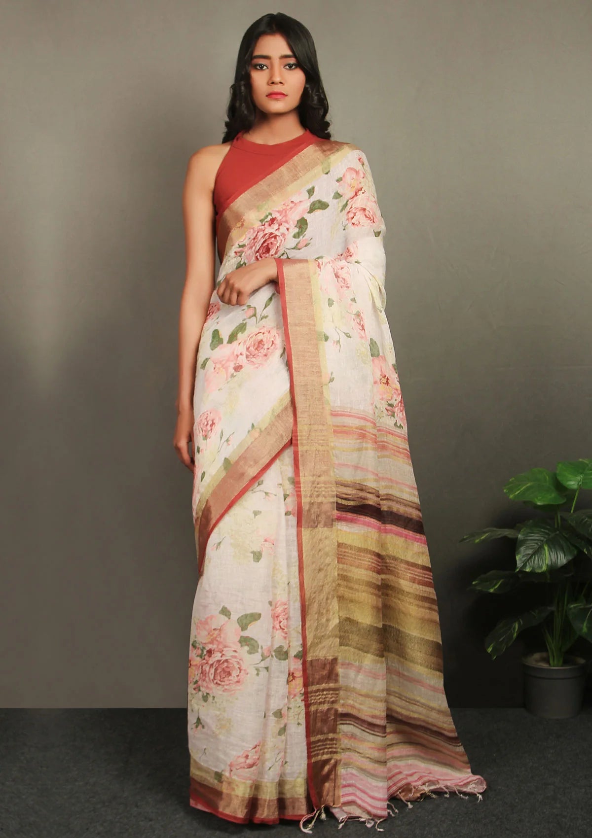 Creamy Rose Color Linen Saree With Silver Jari Pattu