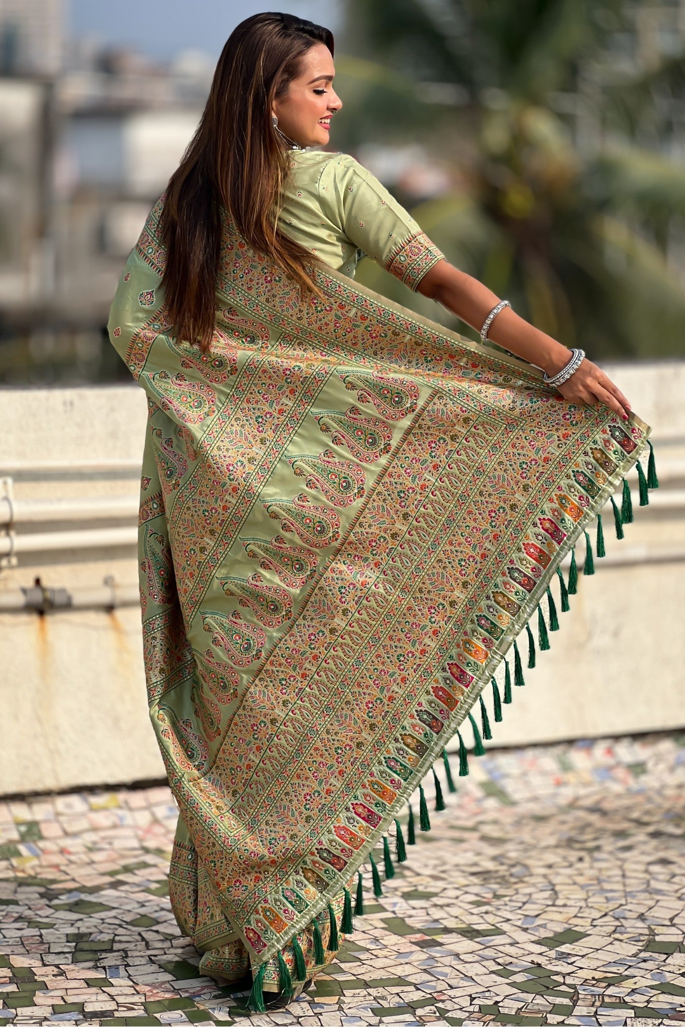 Pista Green Woven Kashmiri Jamewar Saree