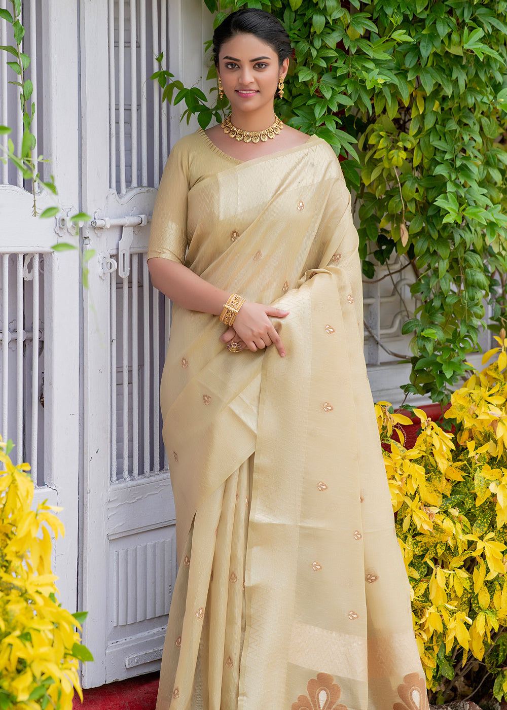 Akaroa Cream Woven Banarasi Linen Silk Saree