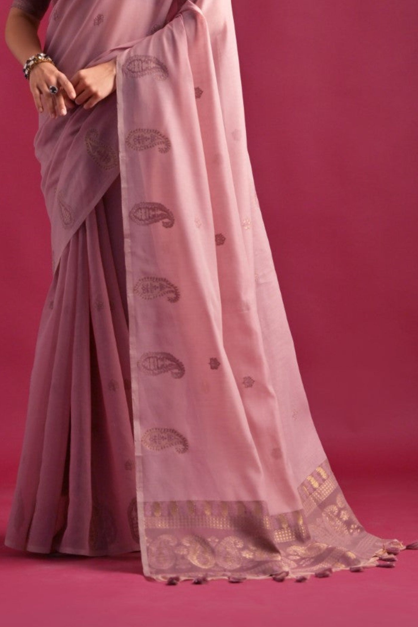 Rose Purple Shade Woven Mul Cotton Saree