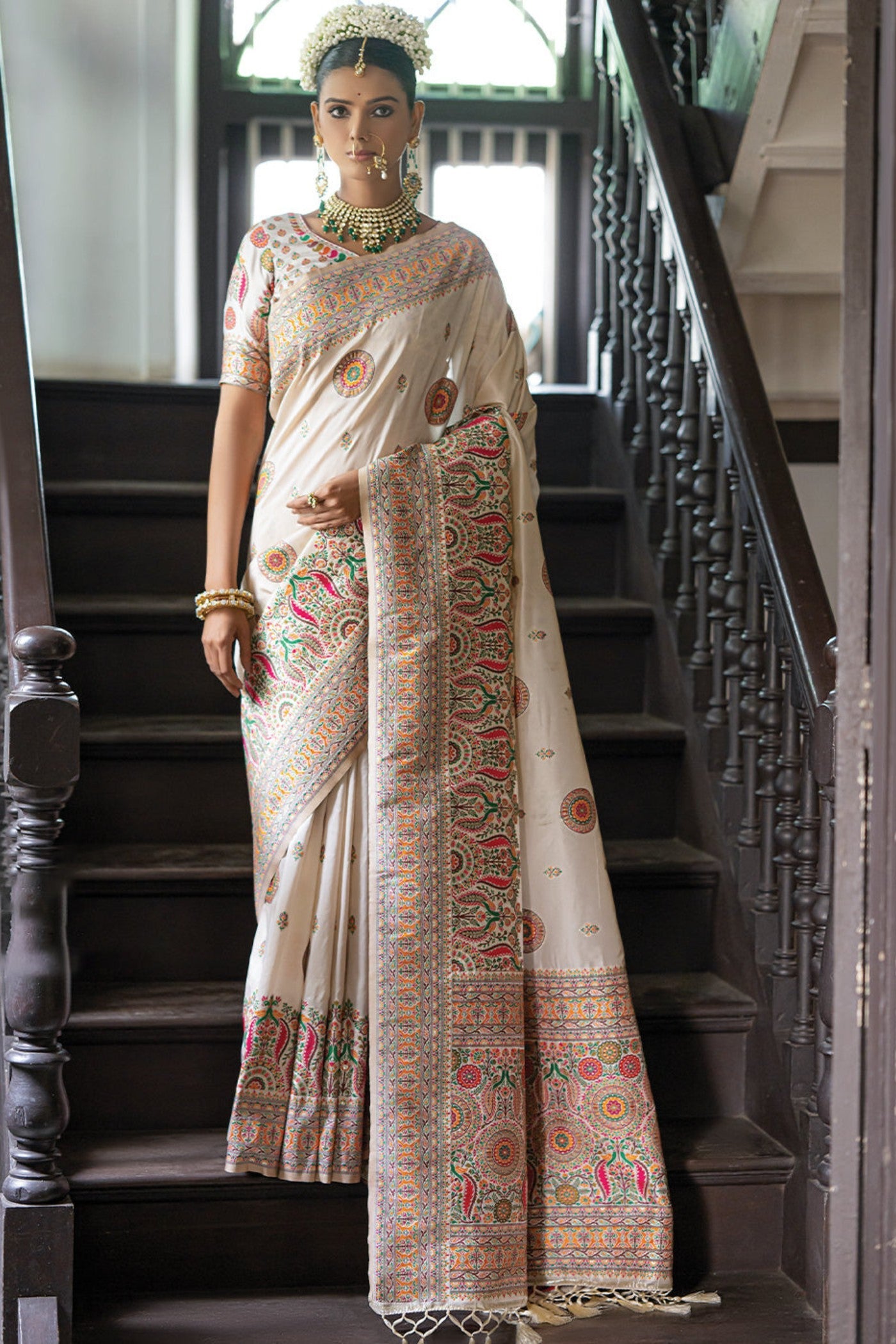 Daisy White Kashmiri Handloom Woven Silk Saree