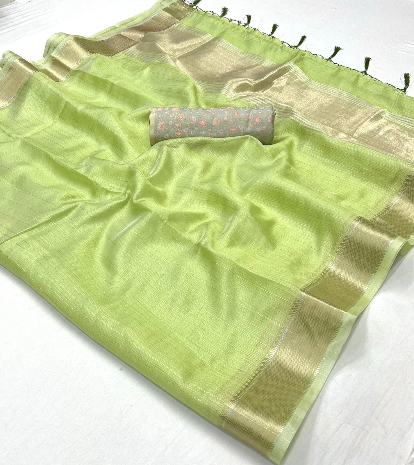 Teak Green Chiffon Handloom Saree