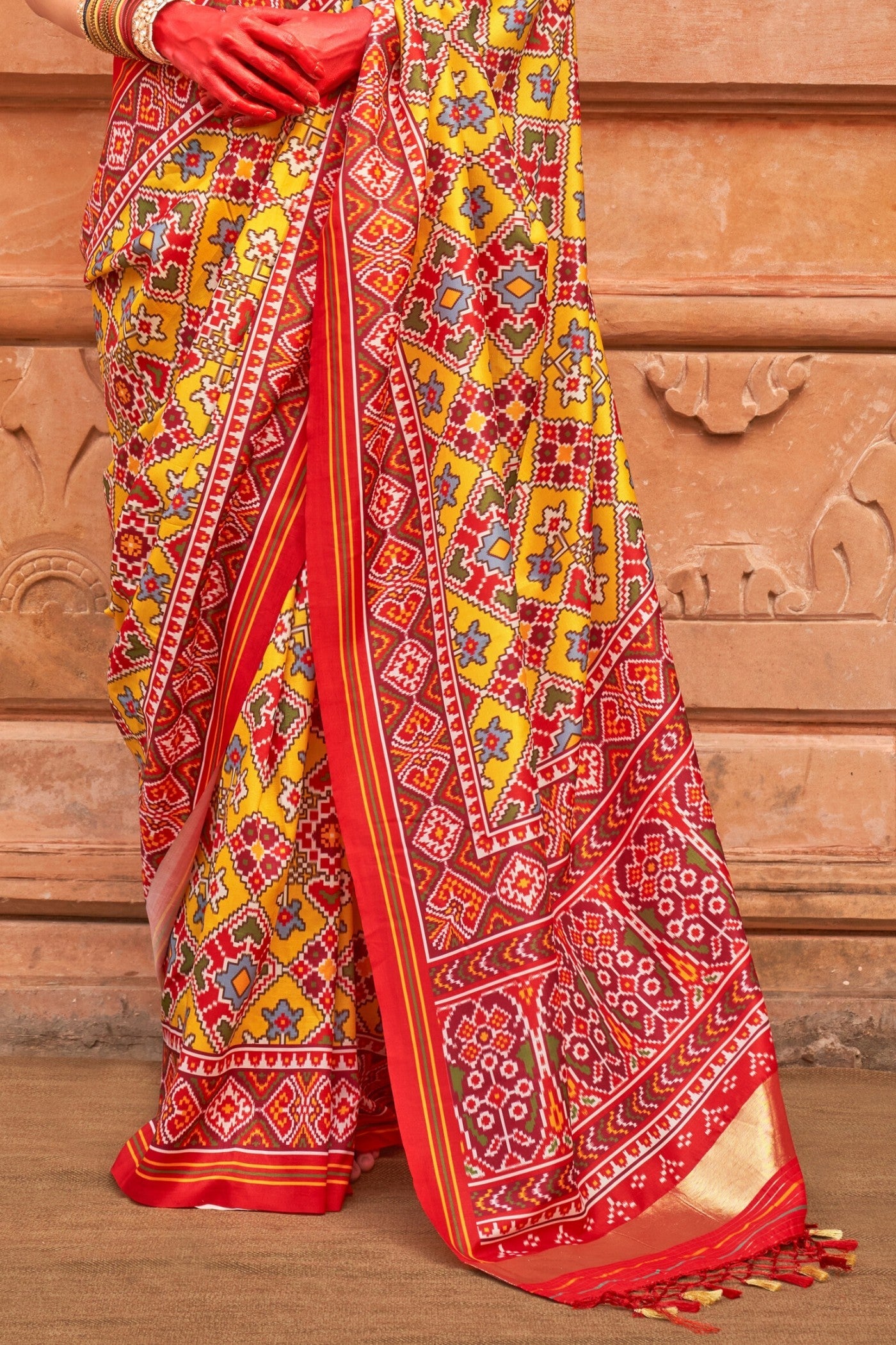 Tulip Tree Yellow Printed Patola Saree