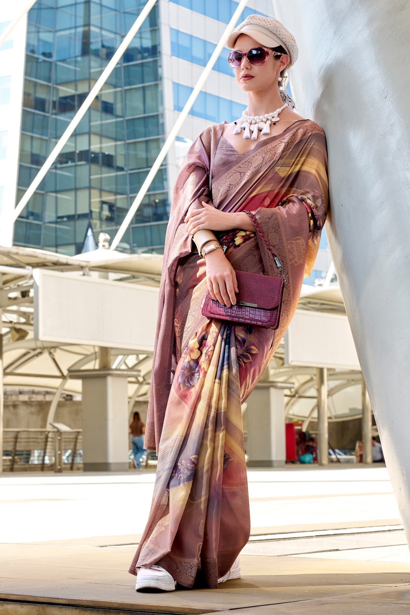 Tanchoi Cream and Brown Banarasi Handloom Saree