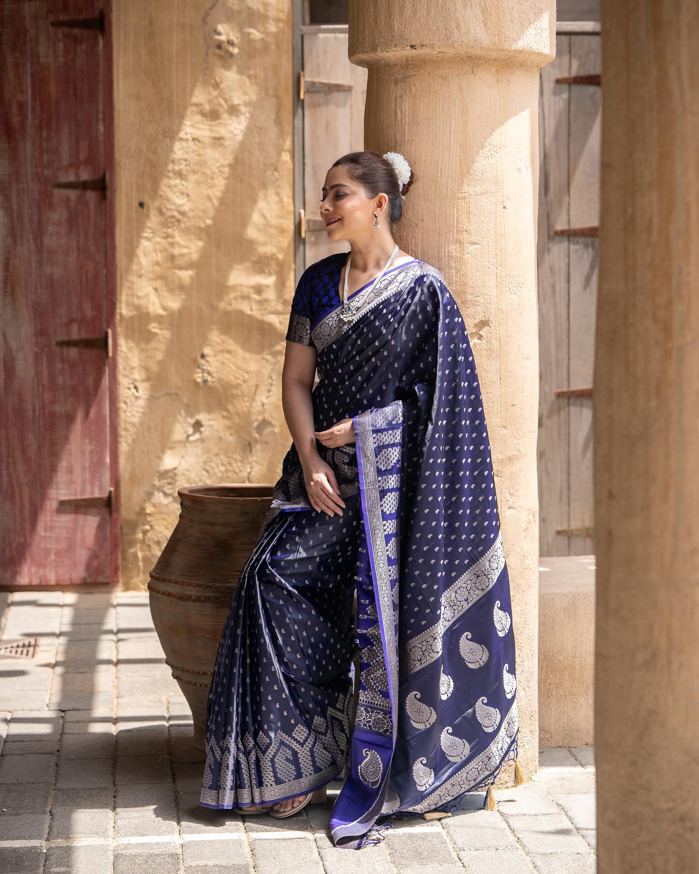 Sonali Kulkarni in Martinique Blue Banarasi Handloom Satin Silk saree