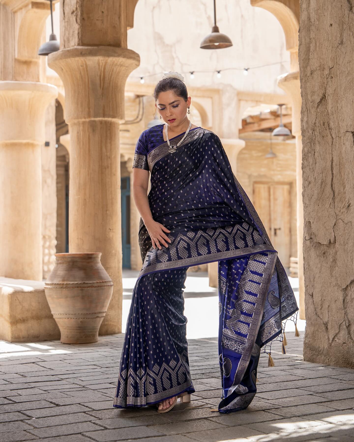 Sonali Kulkarni in Martinique Blue Banarasi Handloom Satin Silk saree