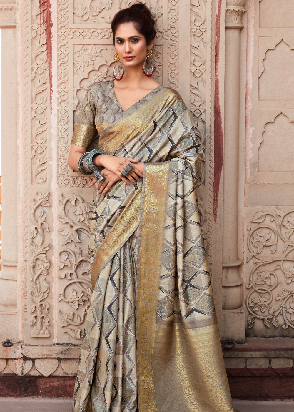 Quick Silver Grey Handloom Banarasi Silk Saree