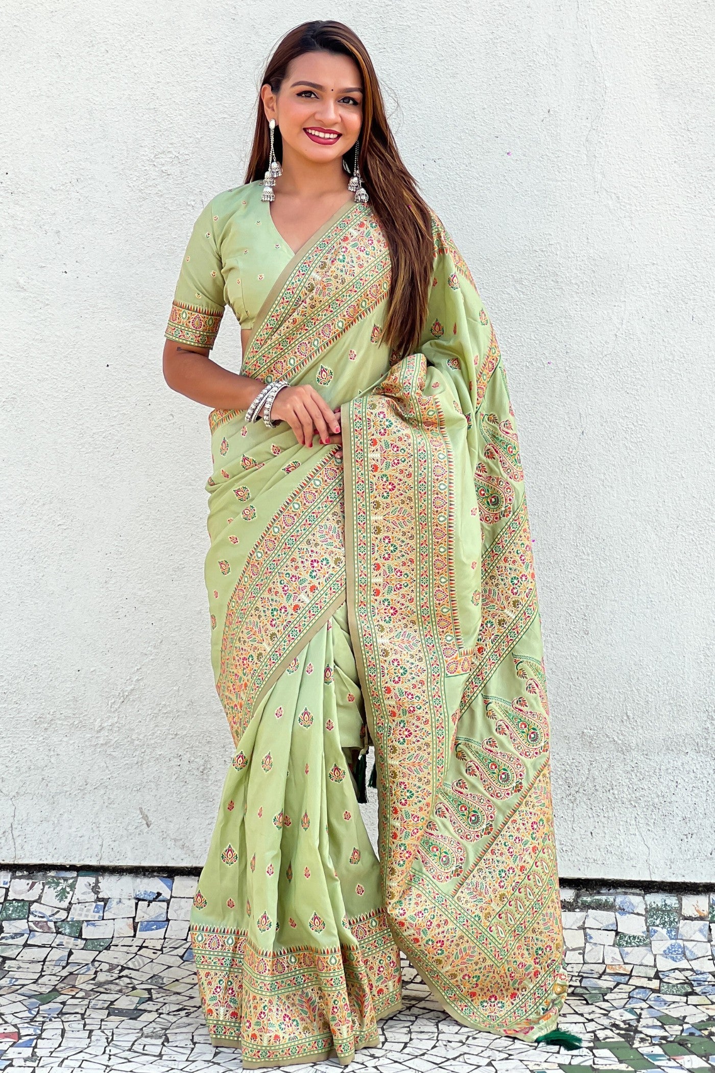 Pista Green Woven Kashmiri Jamewar Saree