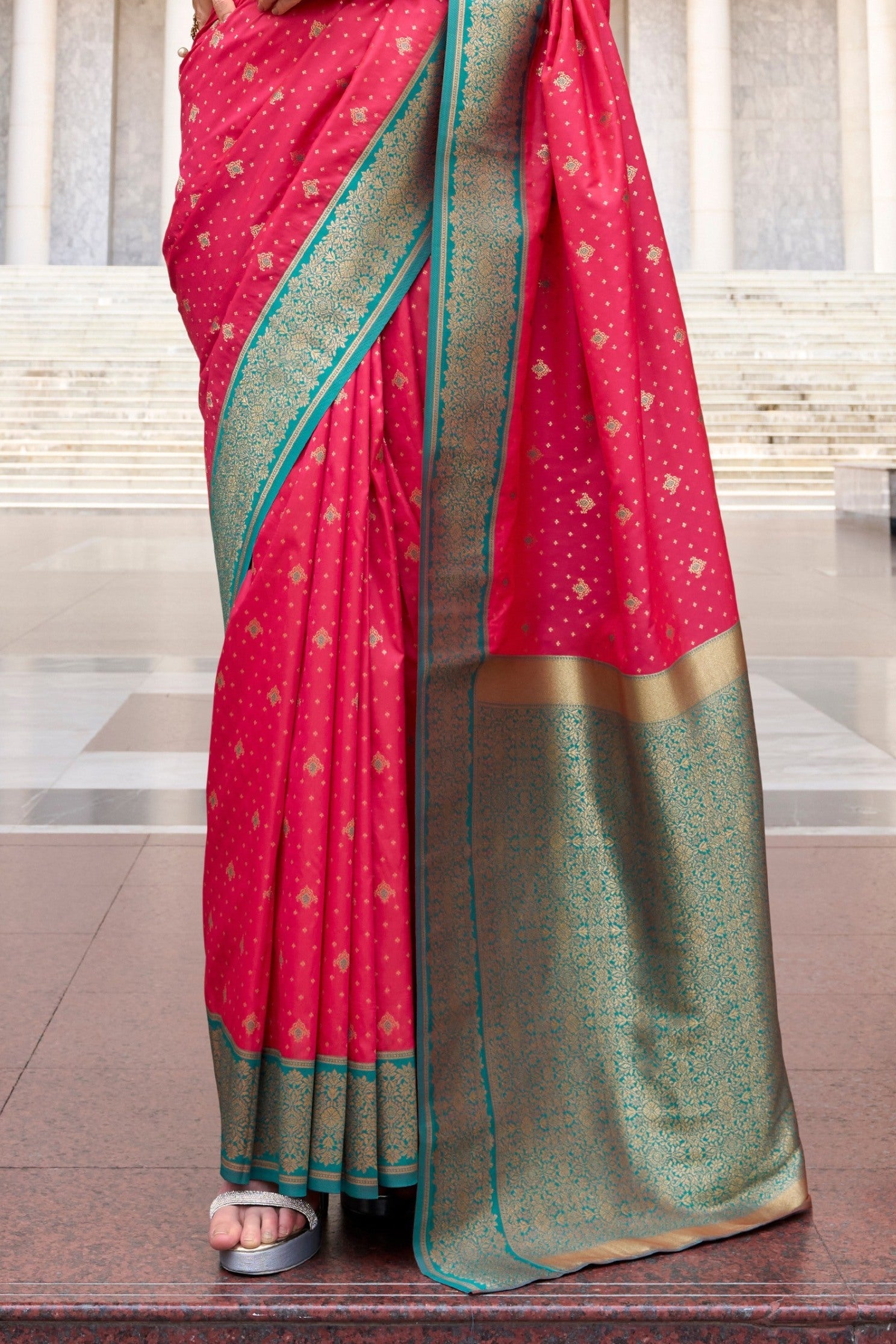 Faded Cherry Pink Zari Woven Banarasi Soft Silk Saree