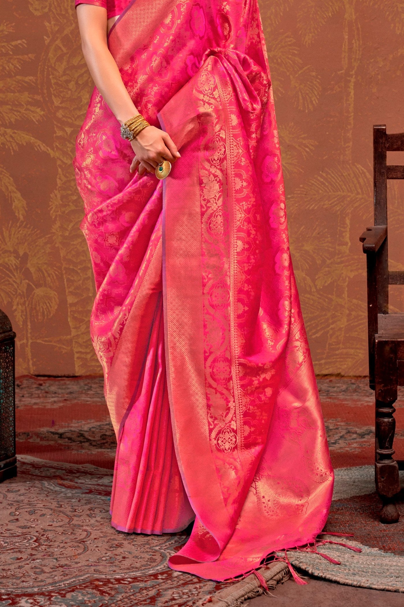 Mandy Pink Kanjivaram Handloom Saree