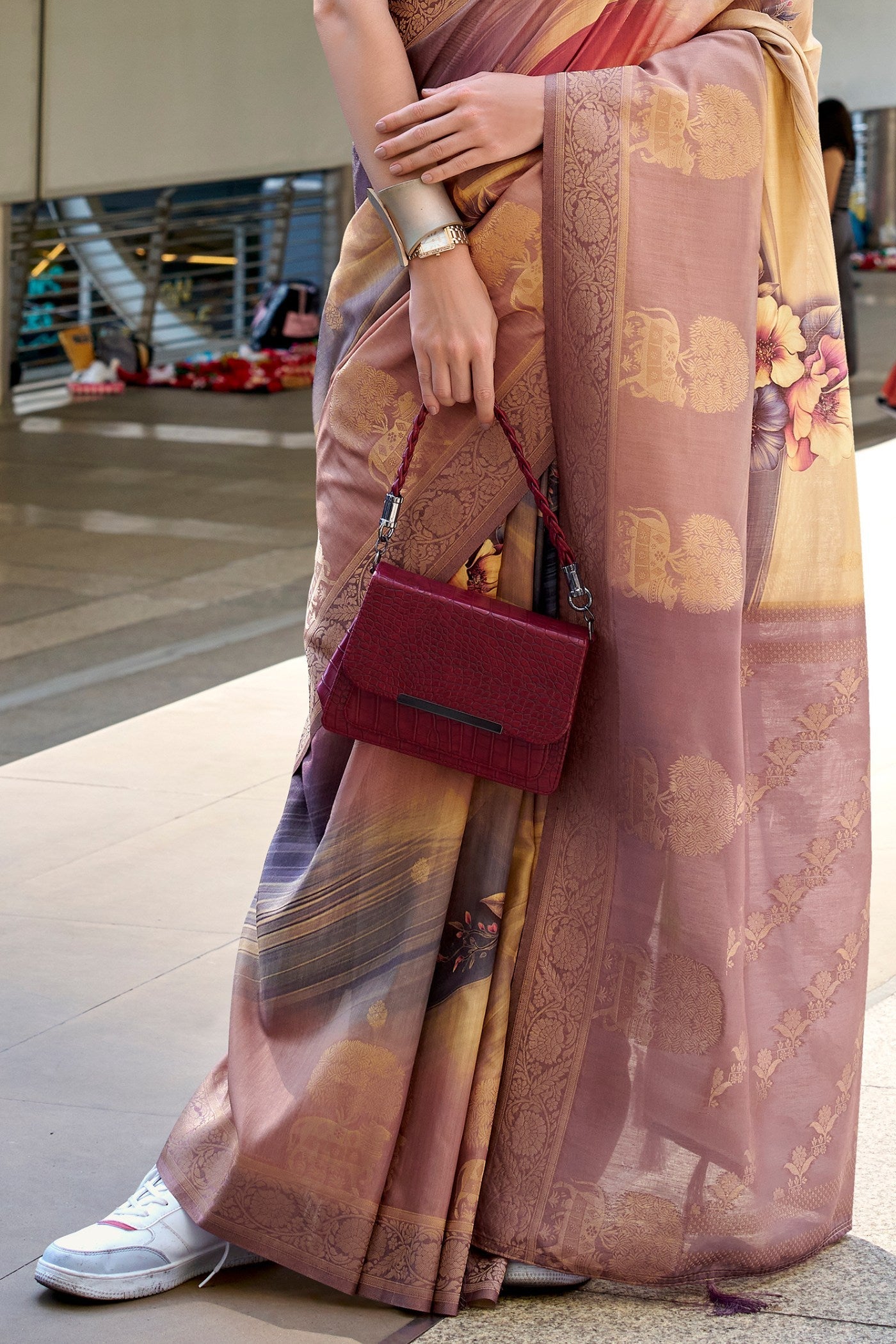 Tanchoi Cream and Brown Banarasi Handloom Saree