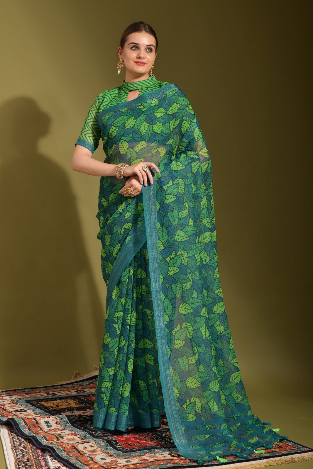 Dark Leaf Green Digital Printed Linen Saree