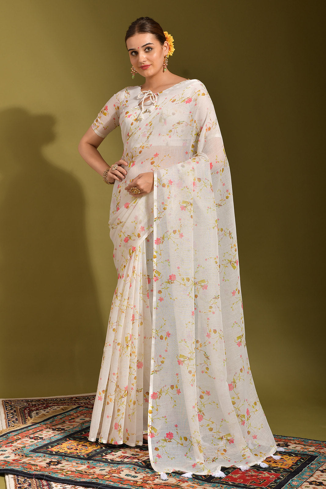 Quarter Pearl Lusta White Digital Printed Linen Saree